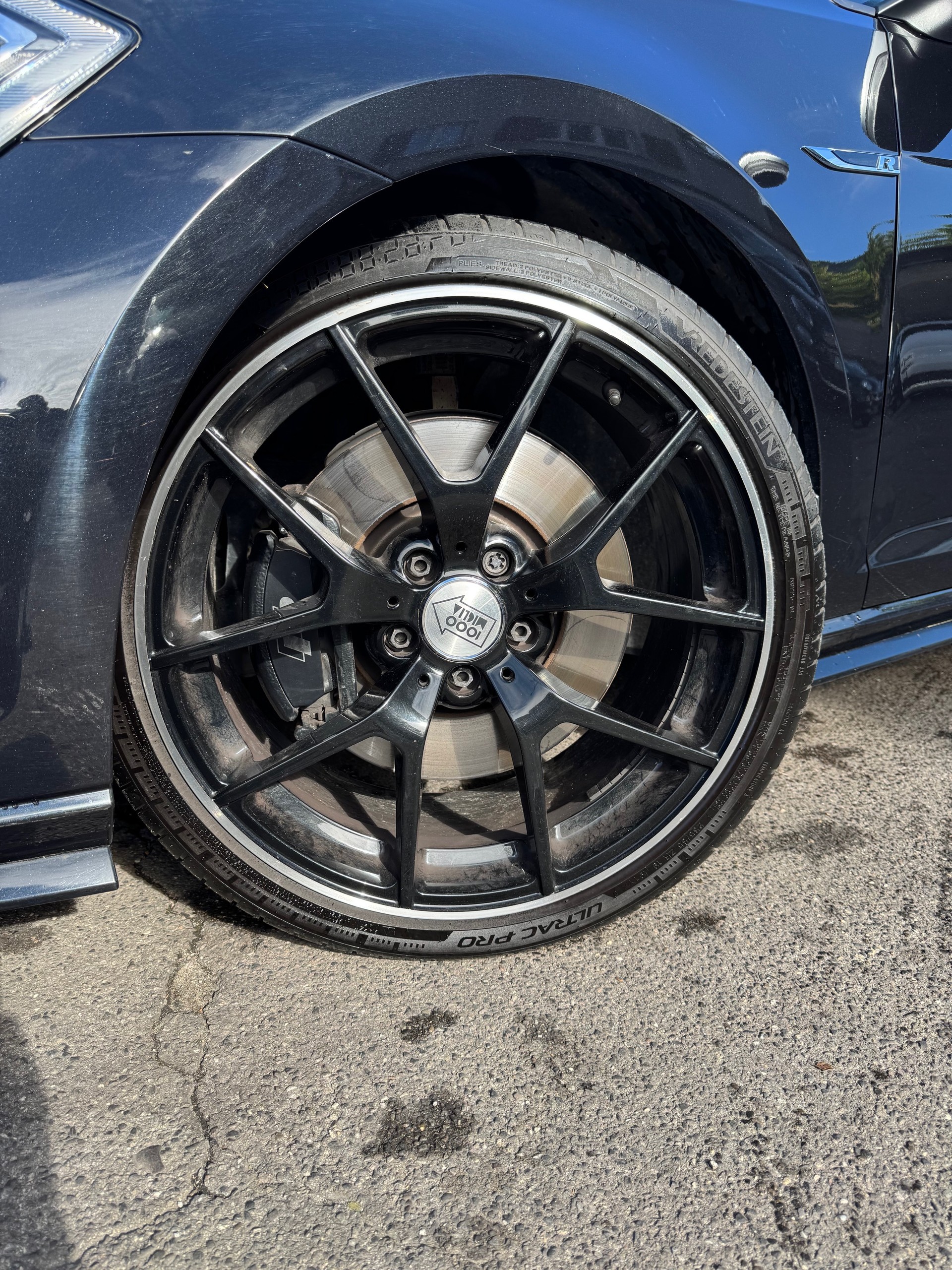 VW Golf 2.0 TSI R 4Motion DSG-showroom-element-1