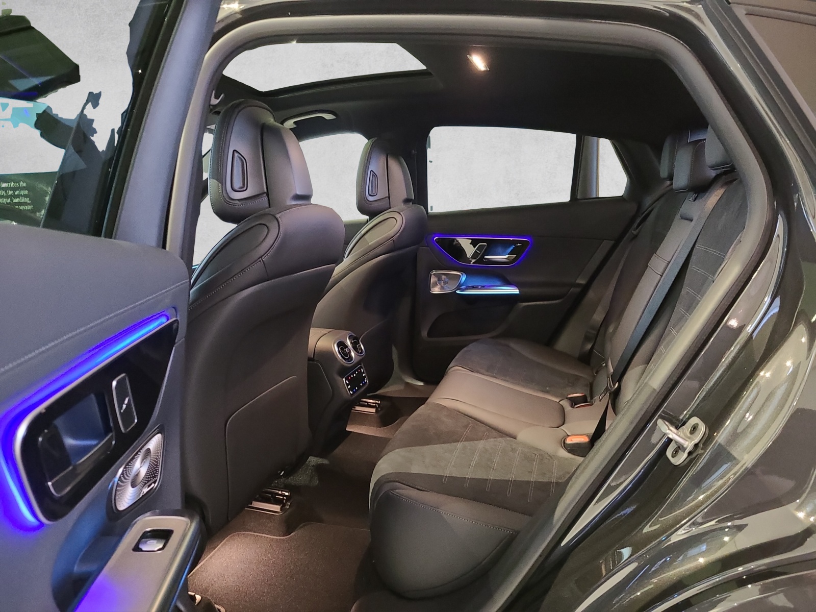 MERCEDES-BENZ GLC 220 d AMG Line 4matic Coupé-showroom-element-2