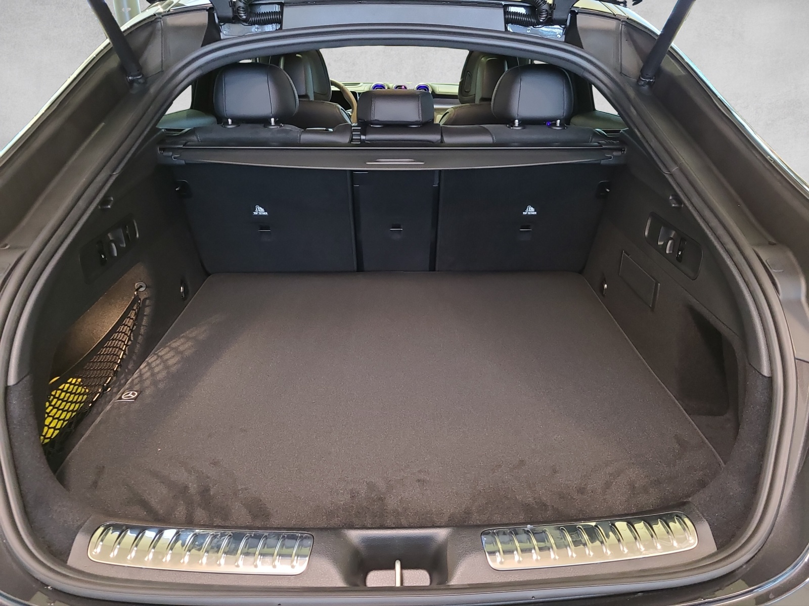 MERCEDES-BENZ GLC 220 d AMG Line 4matic Coupé-image-5