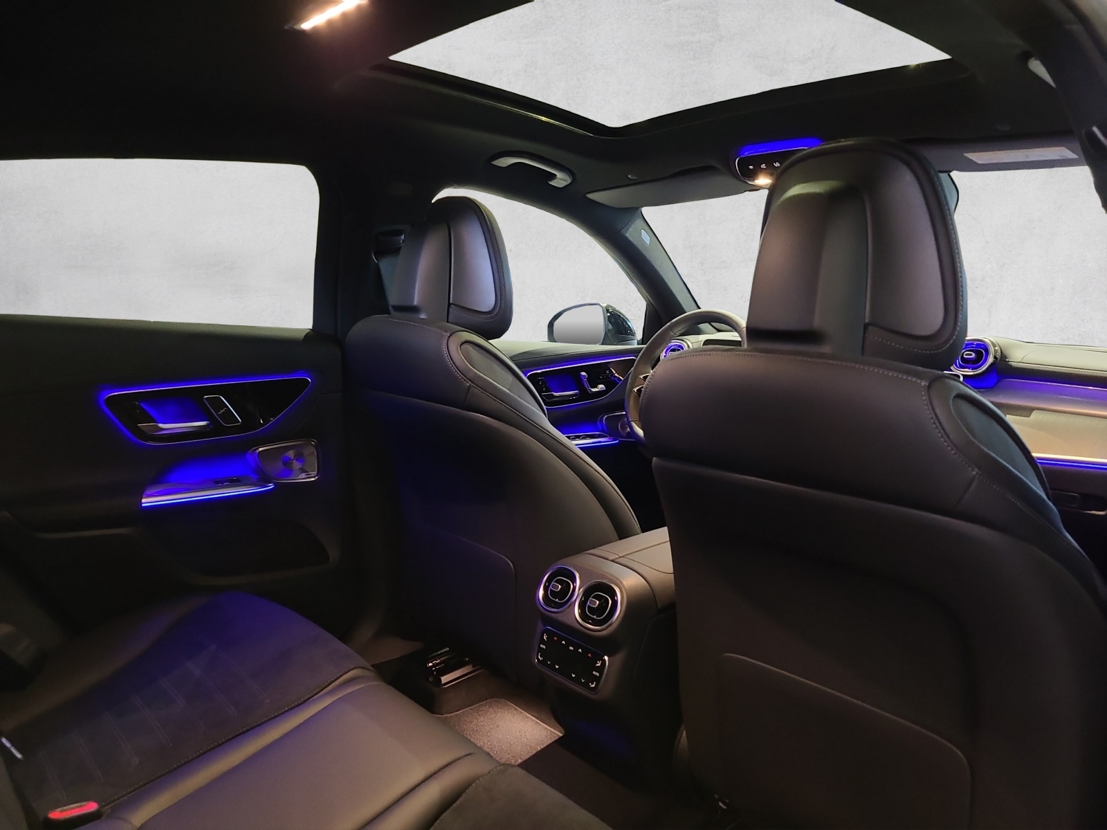 MERCEDES-BENZ GLC 220 d AMG Line 4matic Coupé-image-6
