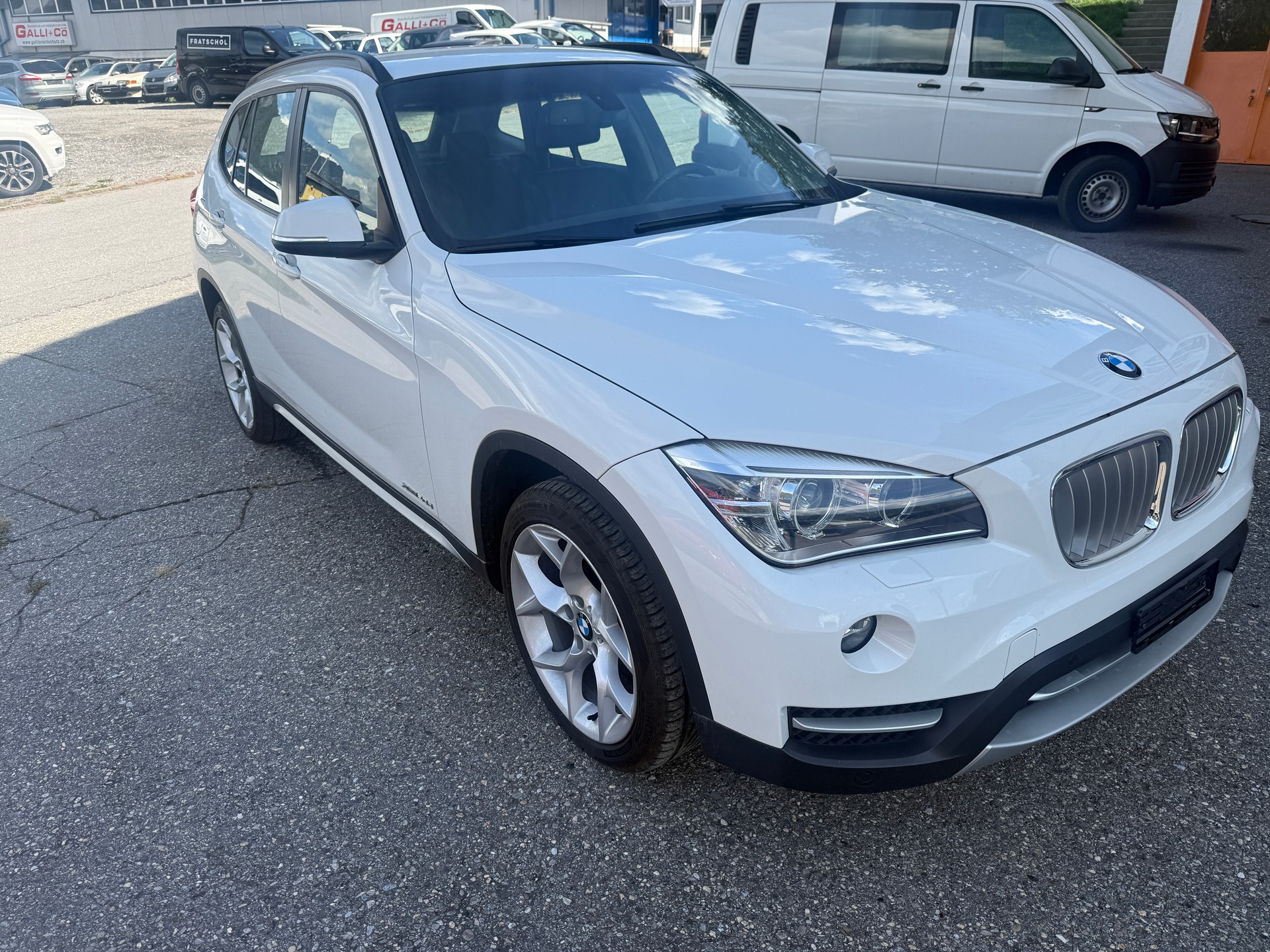 BMW X1 xDrive 20d xLine-image-1