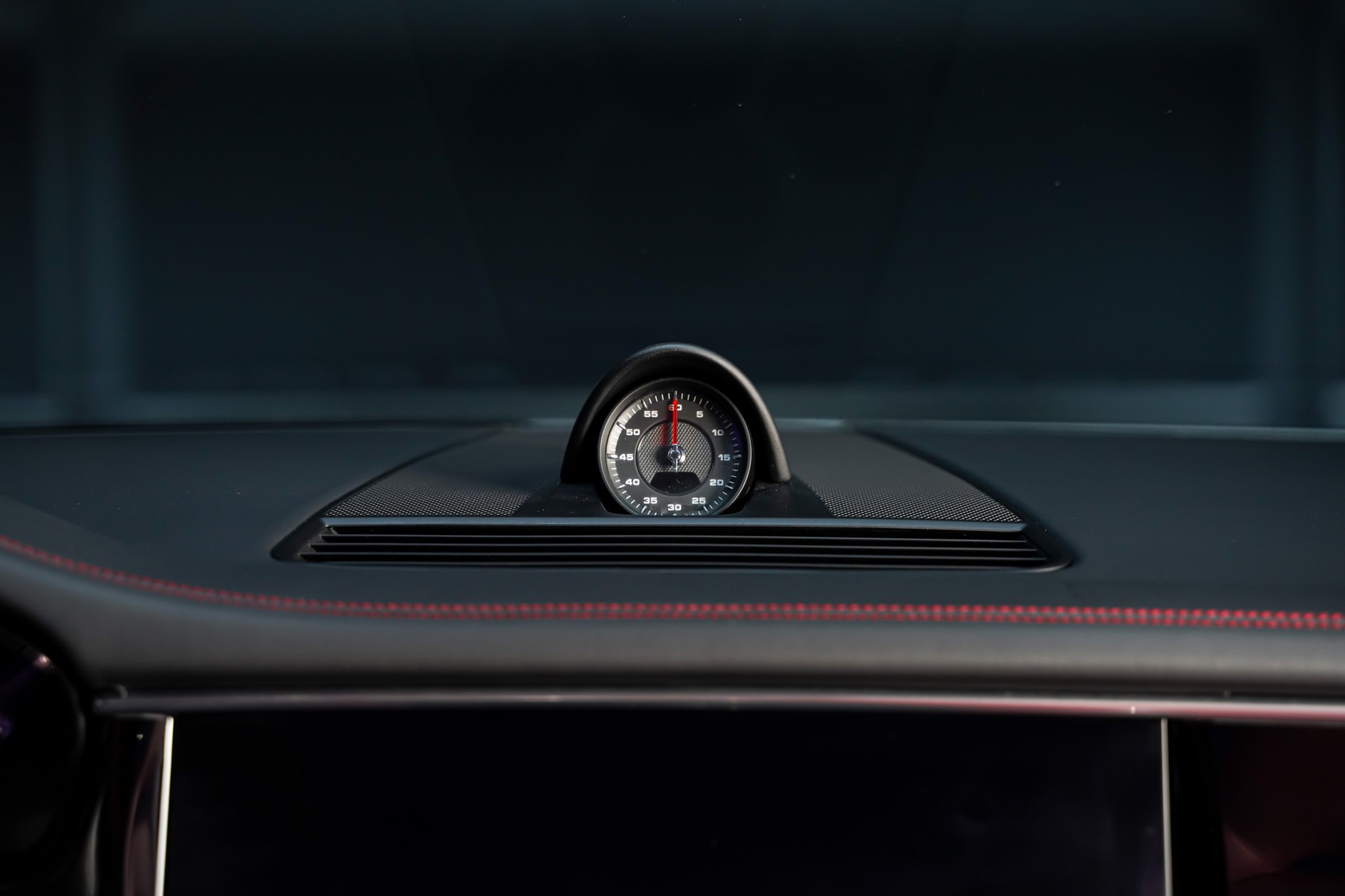 PORSCHE Panamera Turbo PDK-image-23