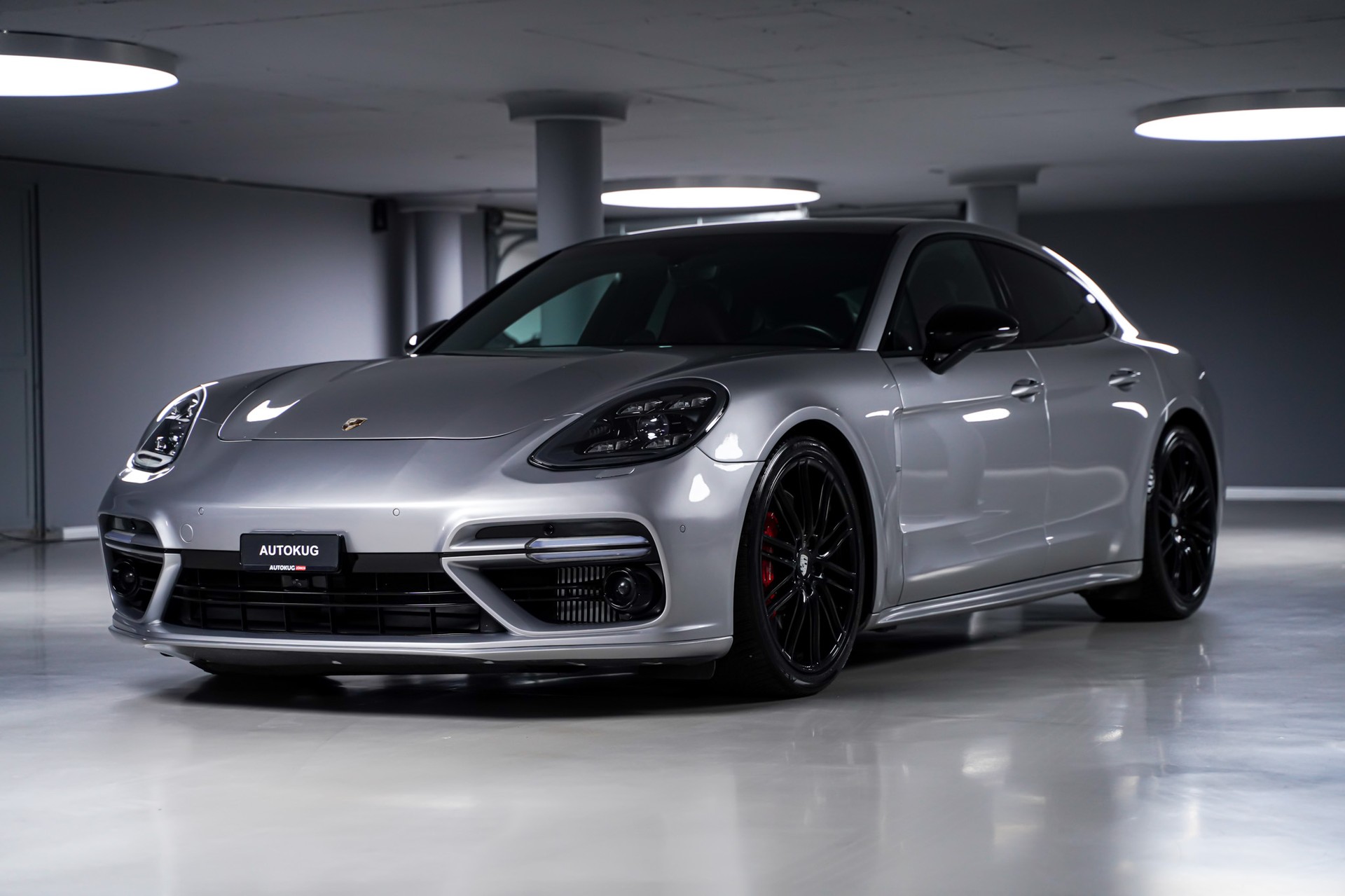 PORSCHE Panamera Turbo PDK-image-0