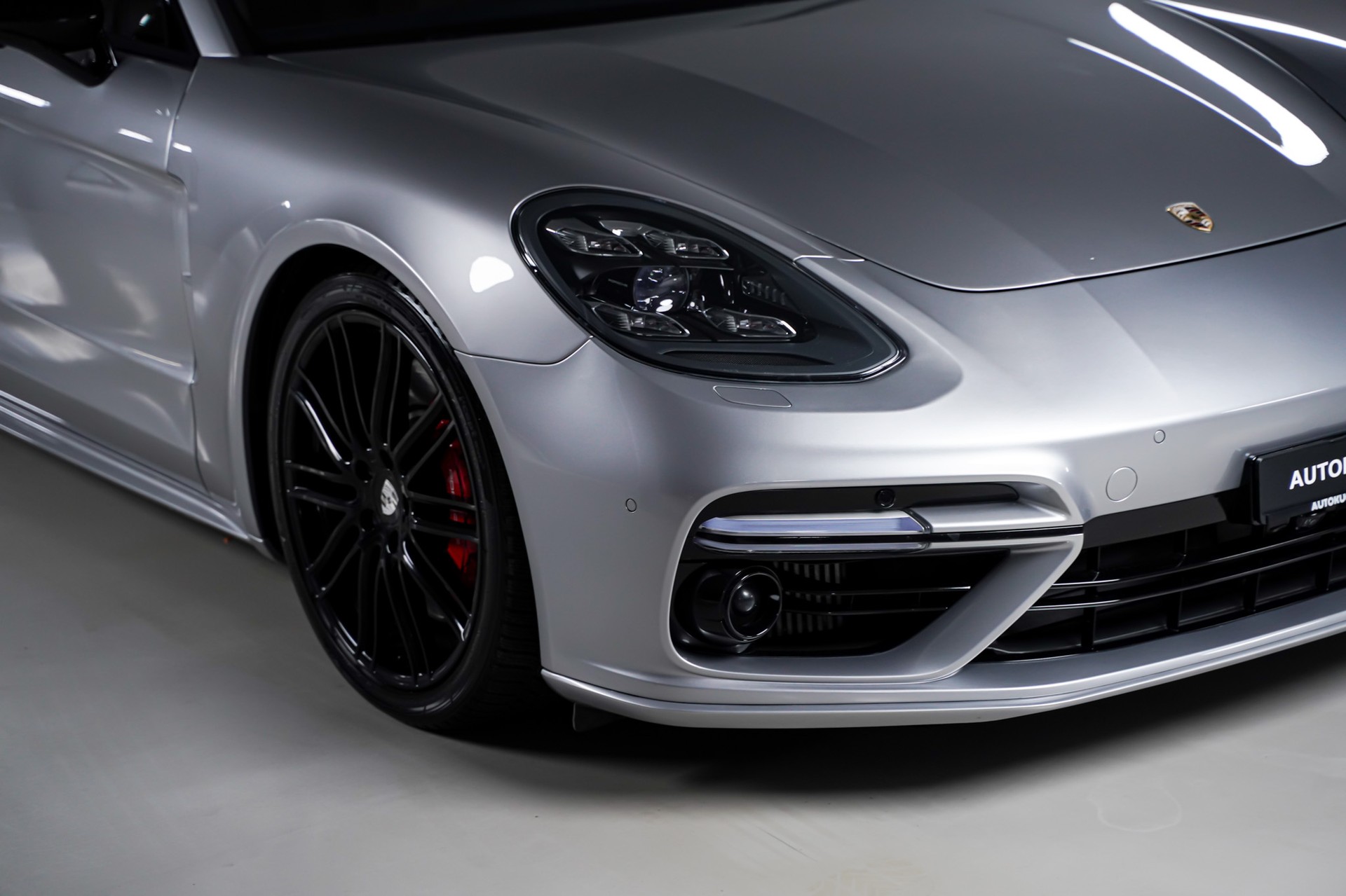 PORSCHE Panamera Turbo PDK-image-3