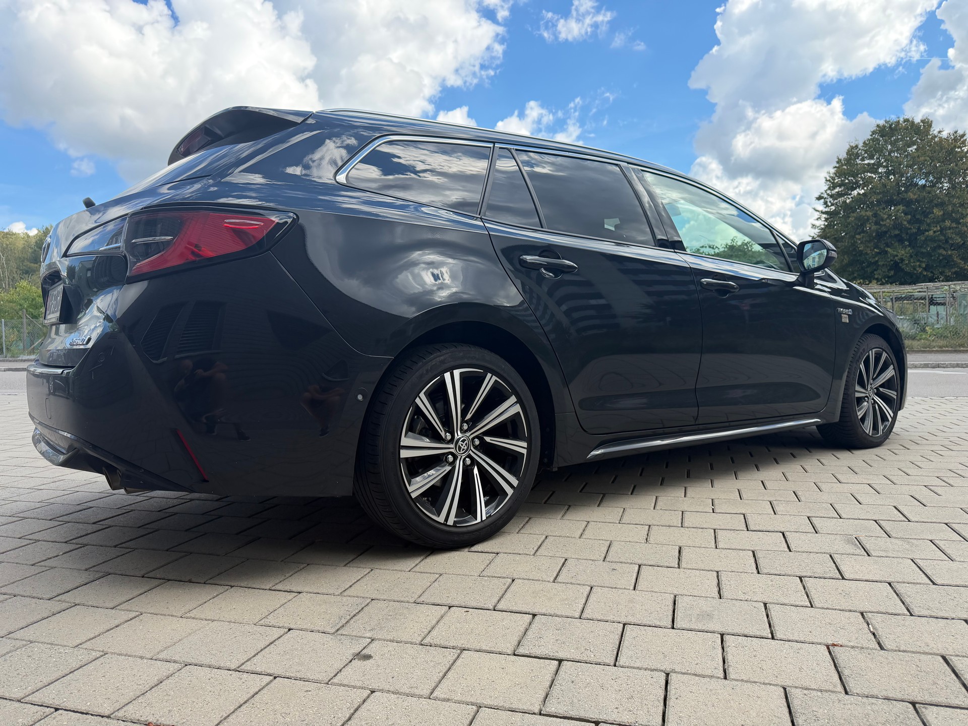 TOYOTA Corolla Touring Sports 2.0 HSD Trend e-CVT-image-12