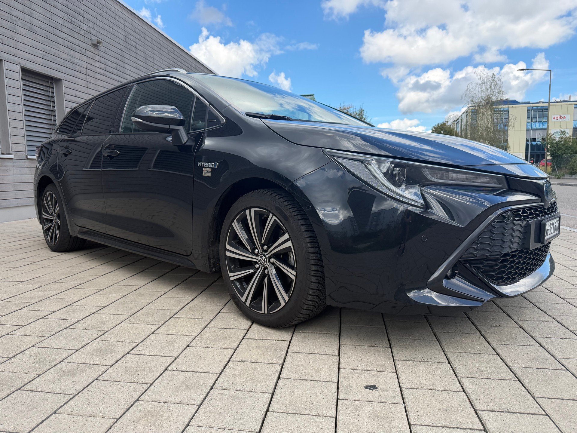 TOYOTA Corolla Touring Sports 2.0 HSD Trend e-CVT-image-11