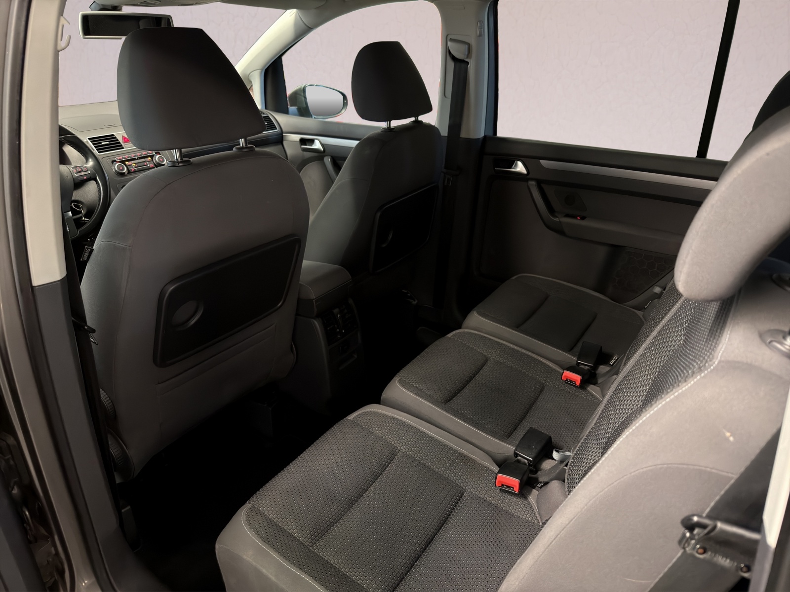 VW Touran 1.4 TSI EcoFuel Comfortline DSG-image-11