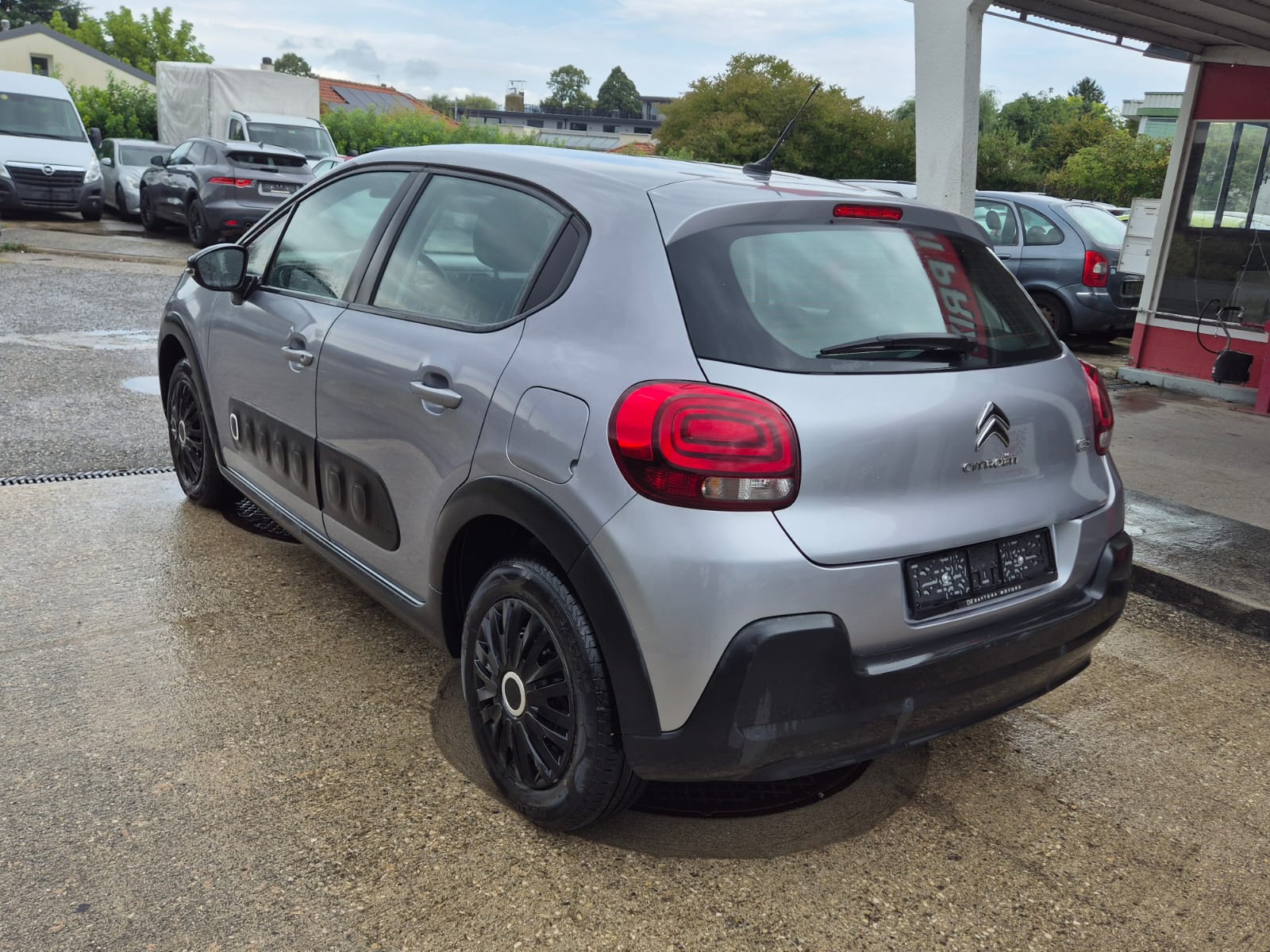 CITROEN C3 1.2i PureTech Feel-image-3