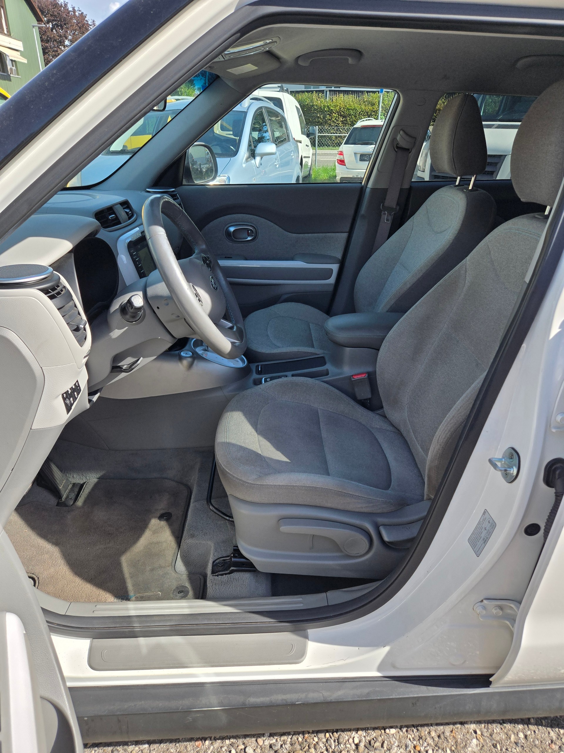 KIA Soul EV Trend-image-9
