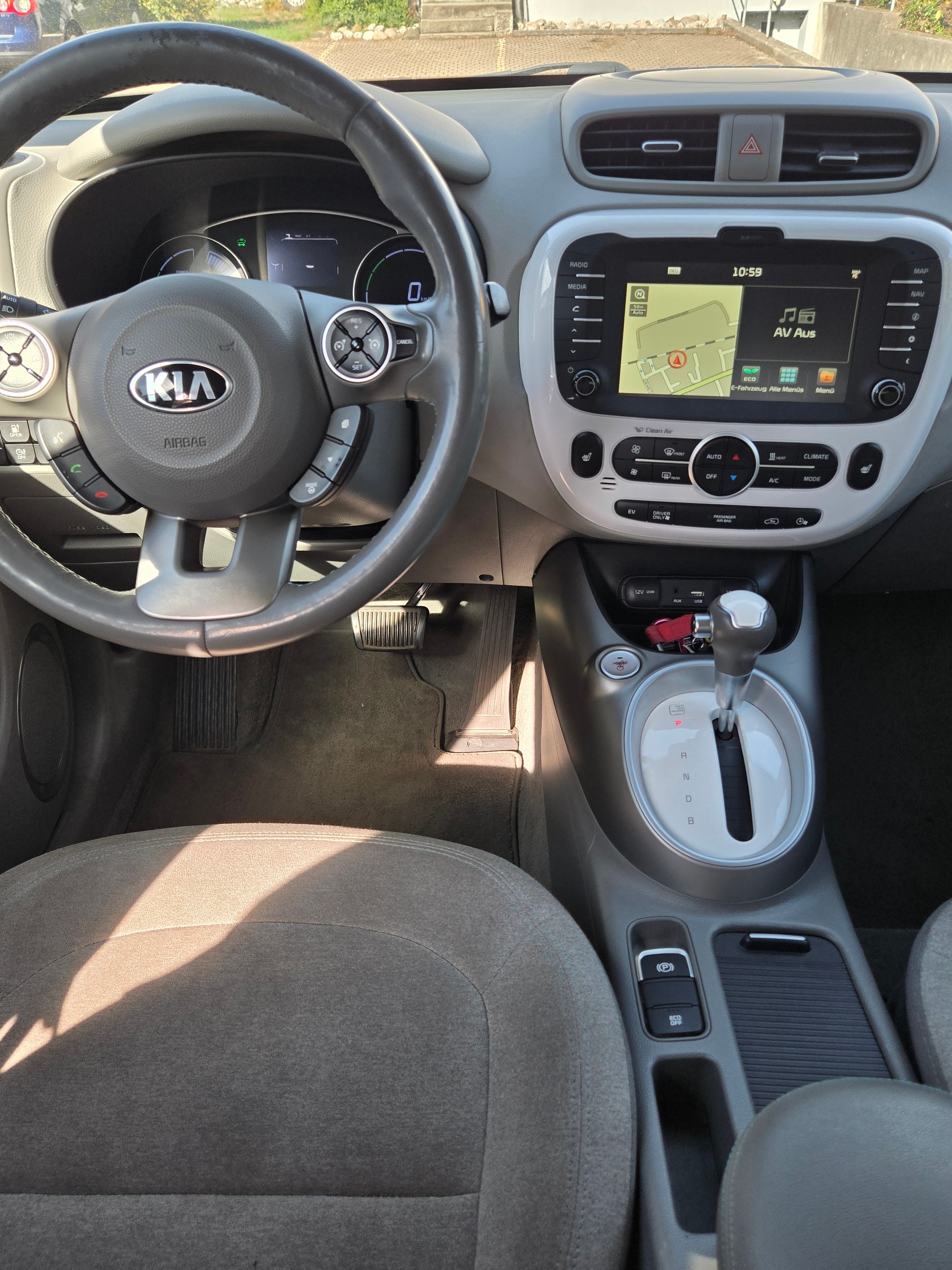 KIA Soul EV Trend-image-11