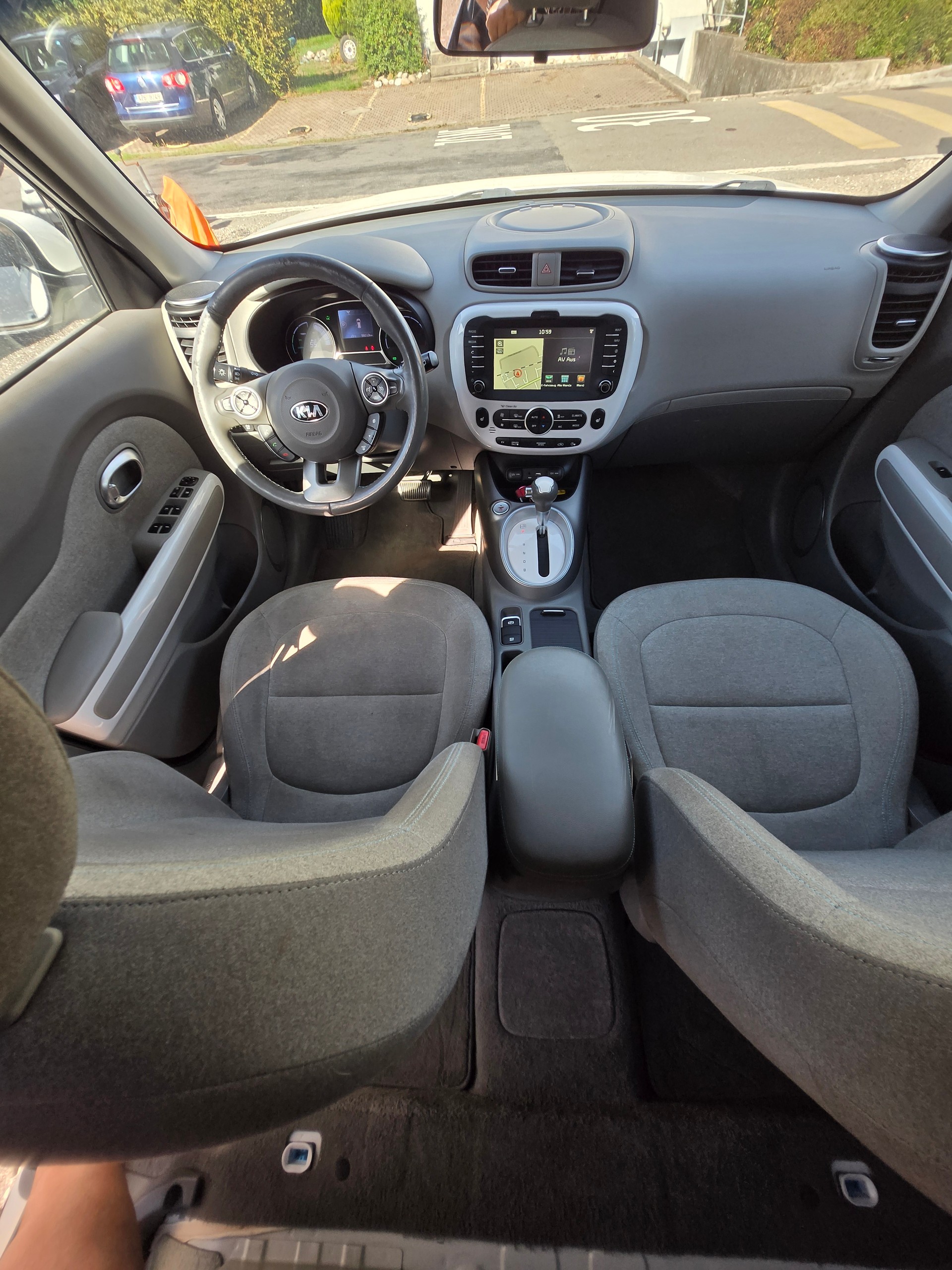 KIA Soul EV Trend-image-8