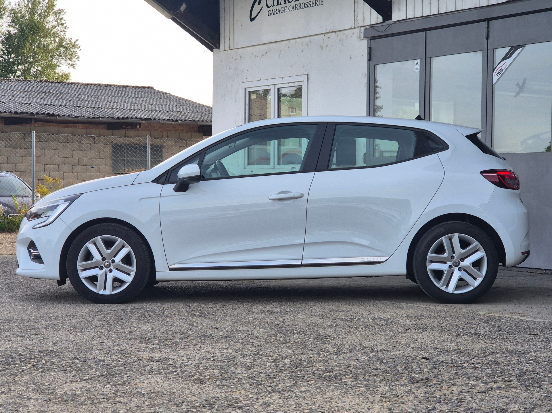 RENAULT Clio 1.0 Business-image-9