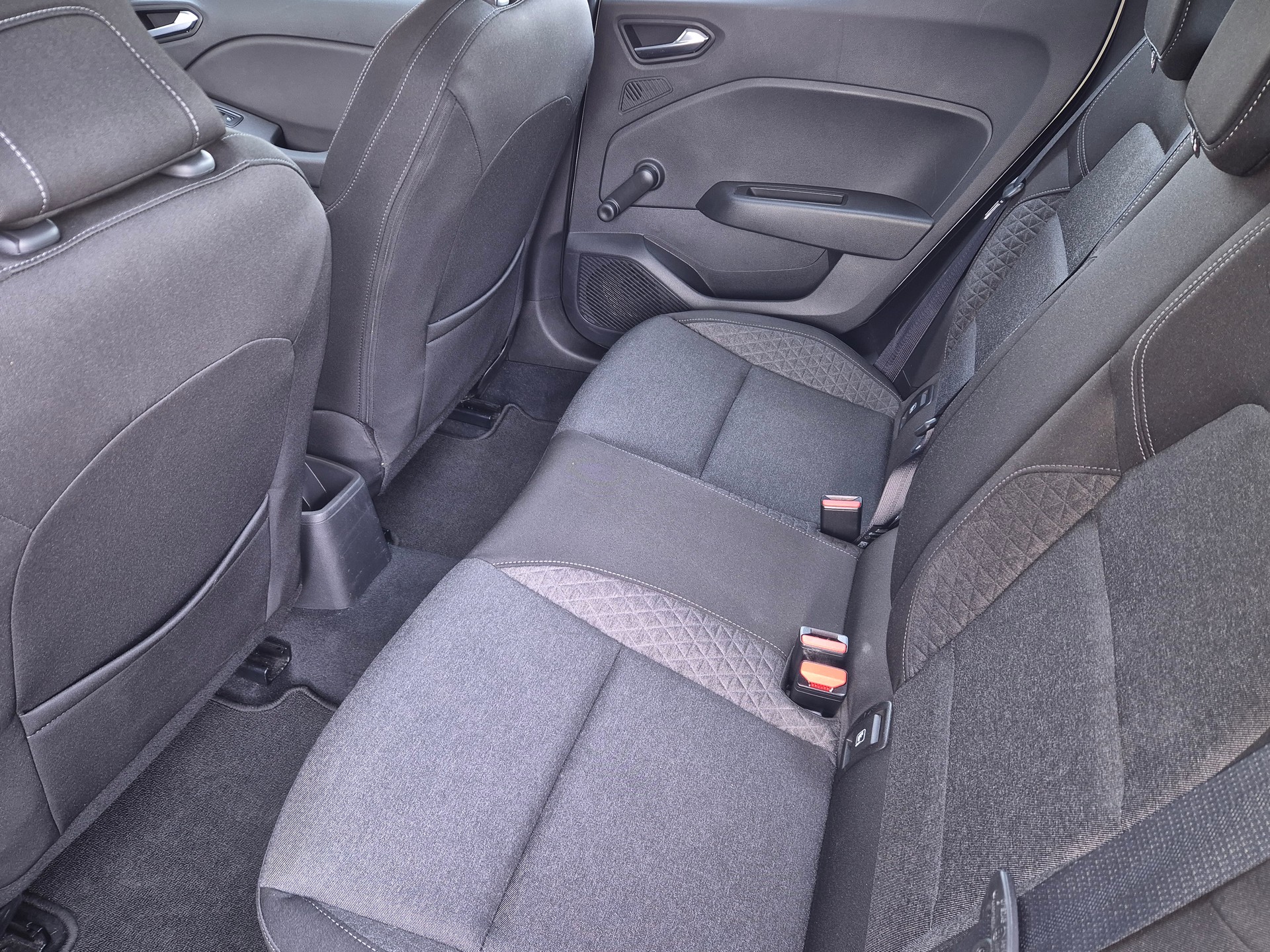 RENAULT Clio 1.0 Business-image-13