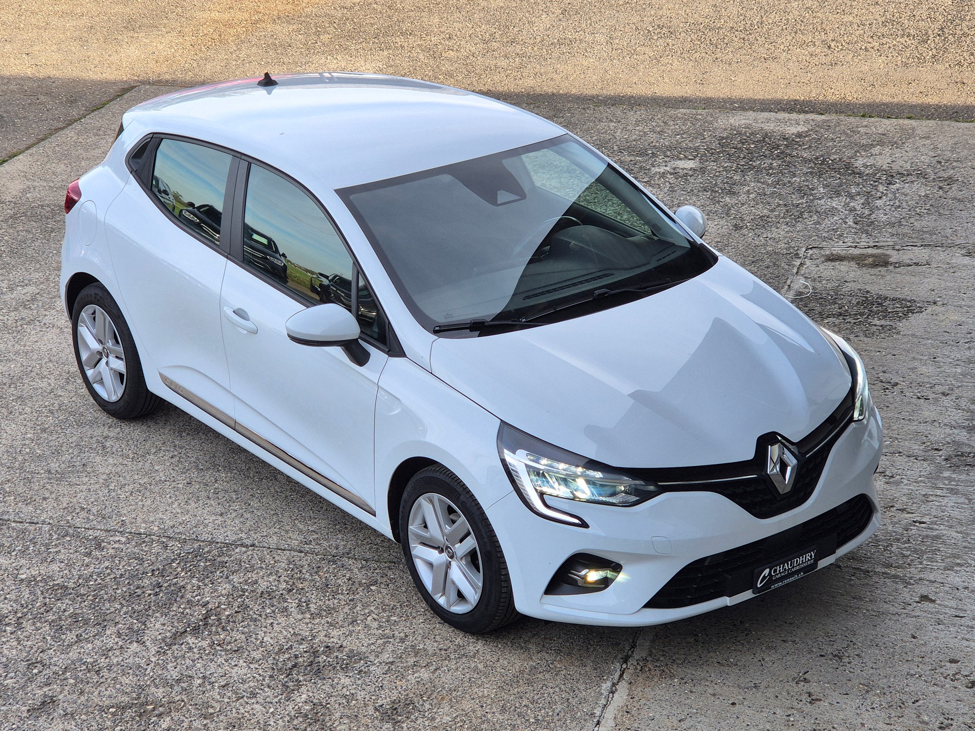 RENAULT Clio 1.0 Business-image-2