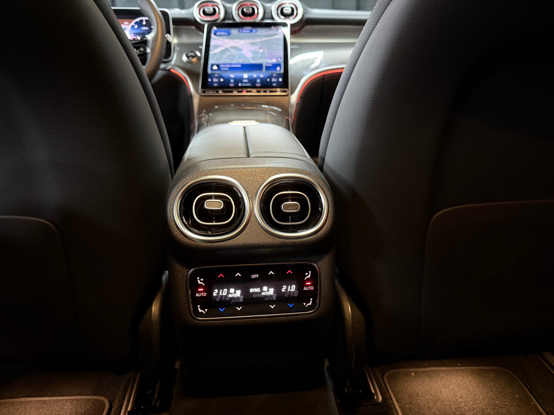MERCEDES-BENZ GLC Coupé 220 d AMG-Line 4Matic 9G-Tronic-image-24