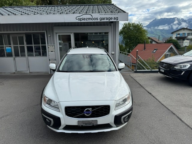 VOLVO XC70 2.4 D4 Momentum AWD-image-7