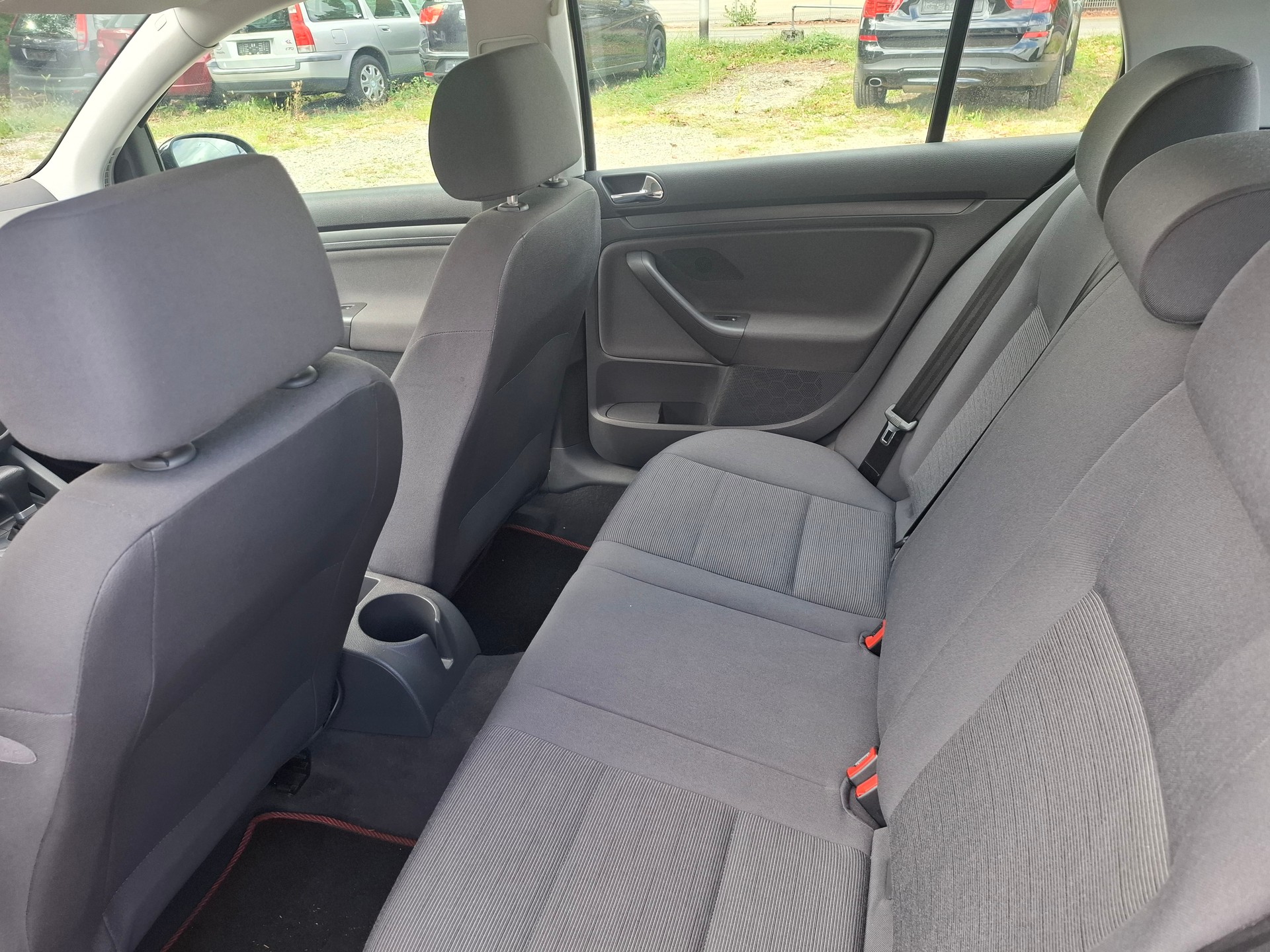 VW Golf 1.6 FSI Comfortline-image-10