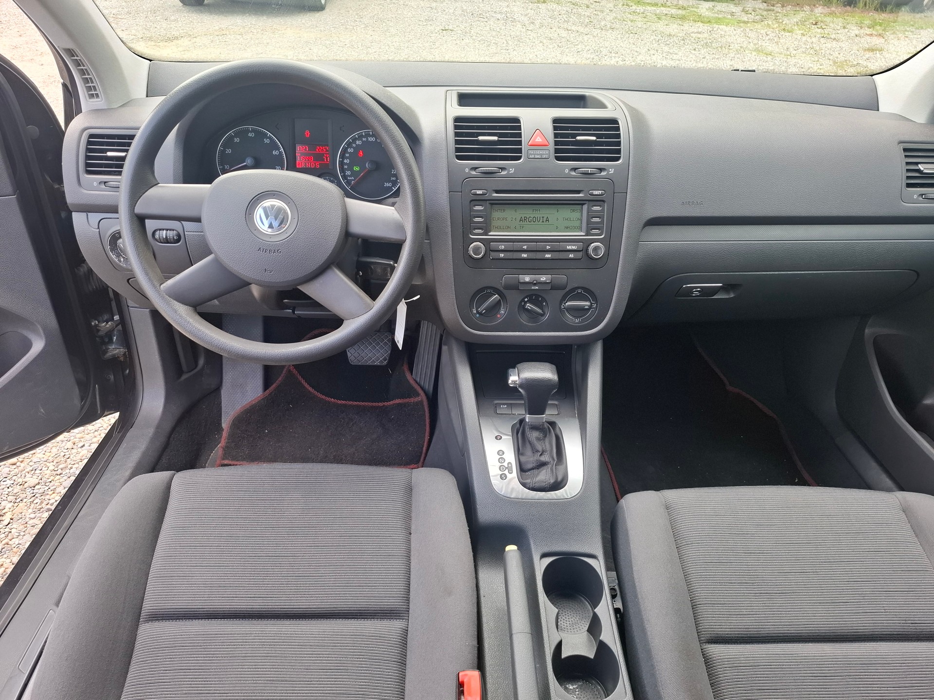 VW Golf 1.6 FSI Comfortline-image-9