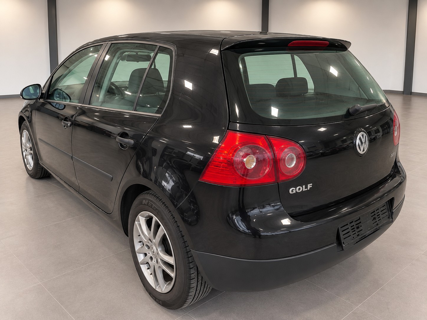 VW Golf 1.6 FSI Comfortline-image-5