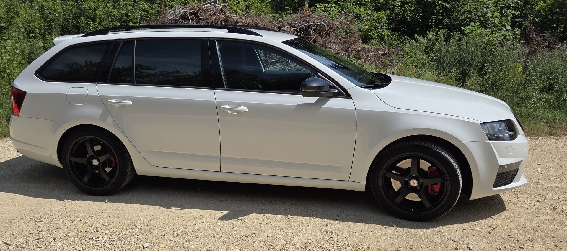 SKODA 2.0 TDI 184 RS-image-2