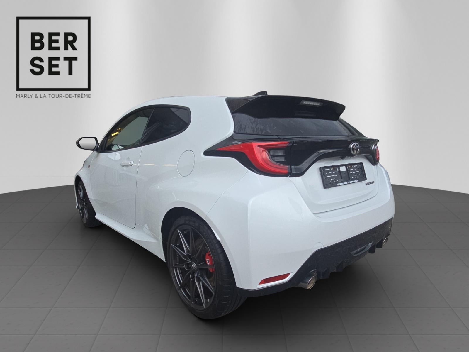 TOYOTA GR Yaris 1.6 Turbo Sport 4x4-image-2