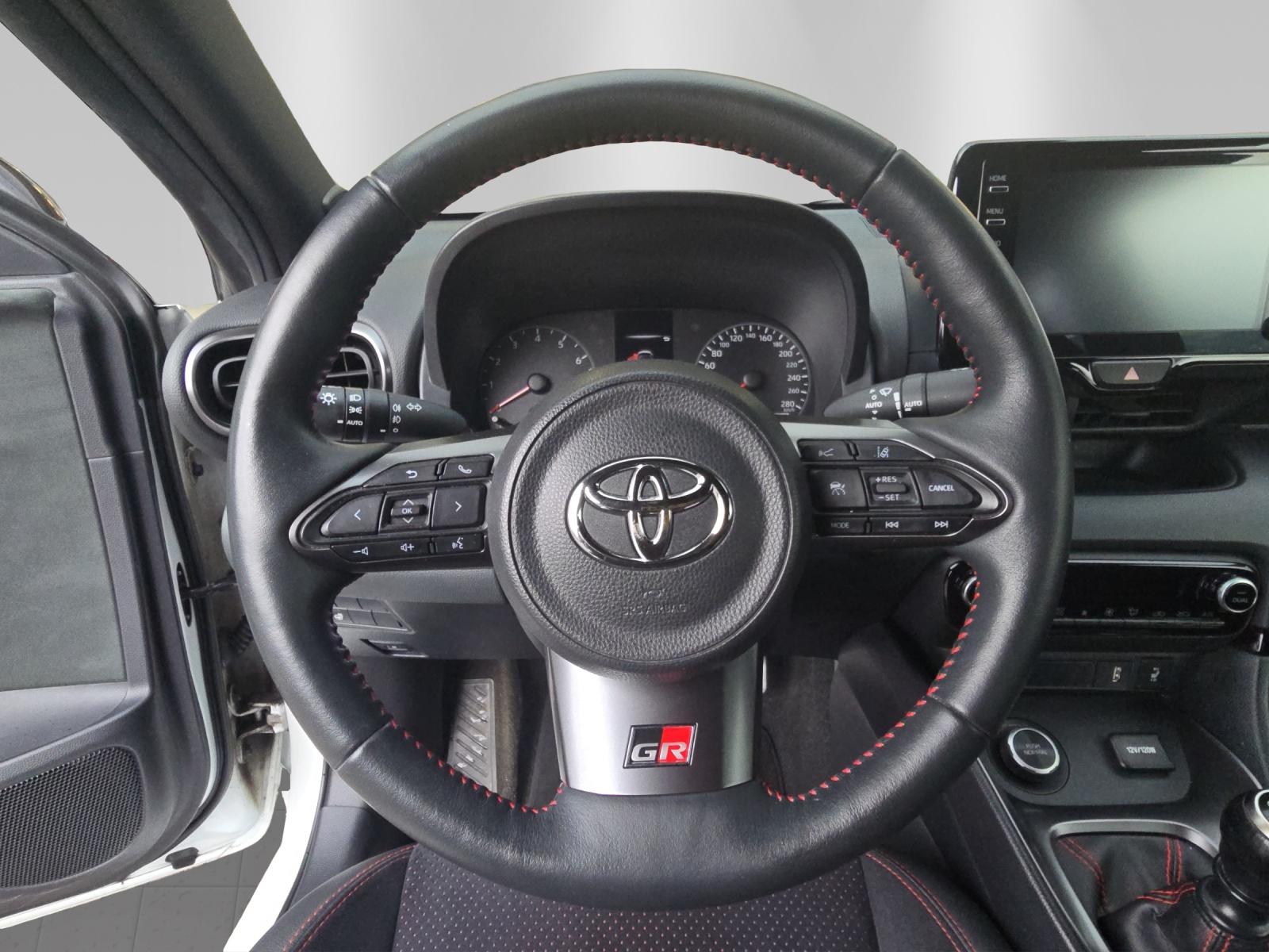 TOYOTA GR Yaris 1.6 Turbo Sport 4x4-image-11