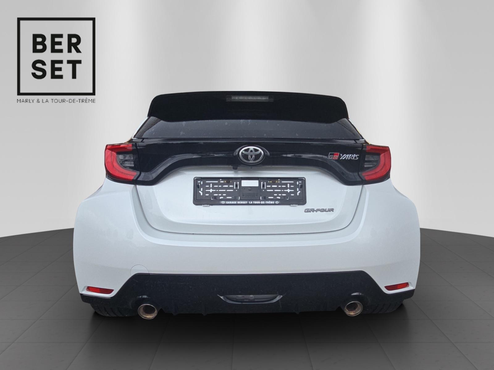 TOYOTA GR Yaris 1.6 Turbo Sport 4x4-image-3