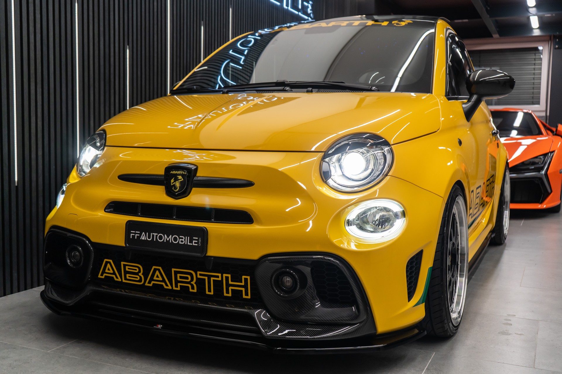 FIAT 595 1.4 16V Turbo Abarth Competizione Dualogic / ITALINIESCHER FLITZER / HAMMER LOOK-image-4