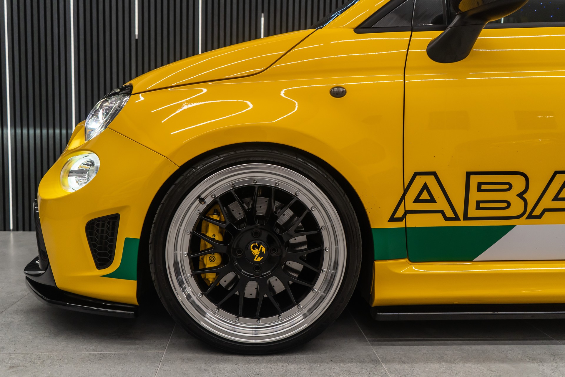 FIAT 595 1.4 16V Turbo Abarth Competizione Dualogic / ITALINIESCHER FLITZER / HAMMER LOOK-image-7