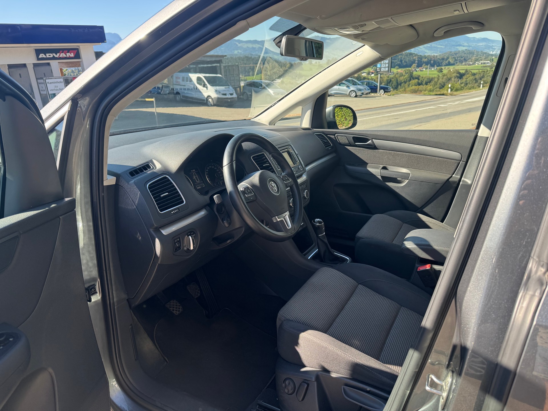 VW Sharan 2.0 TDI BlueMotion Technology Comfortline-image-8