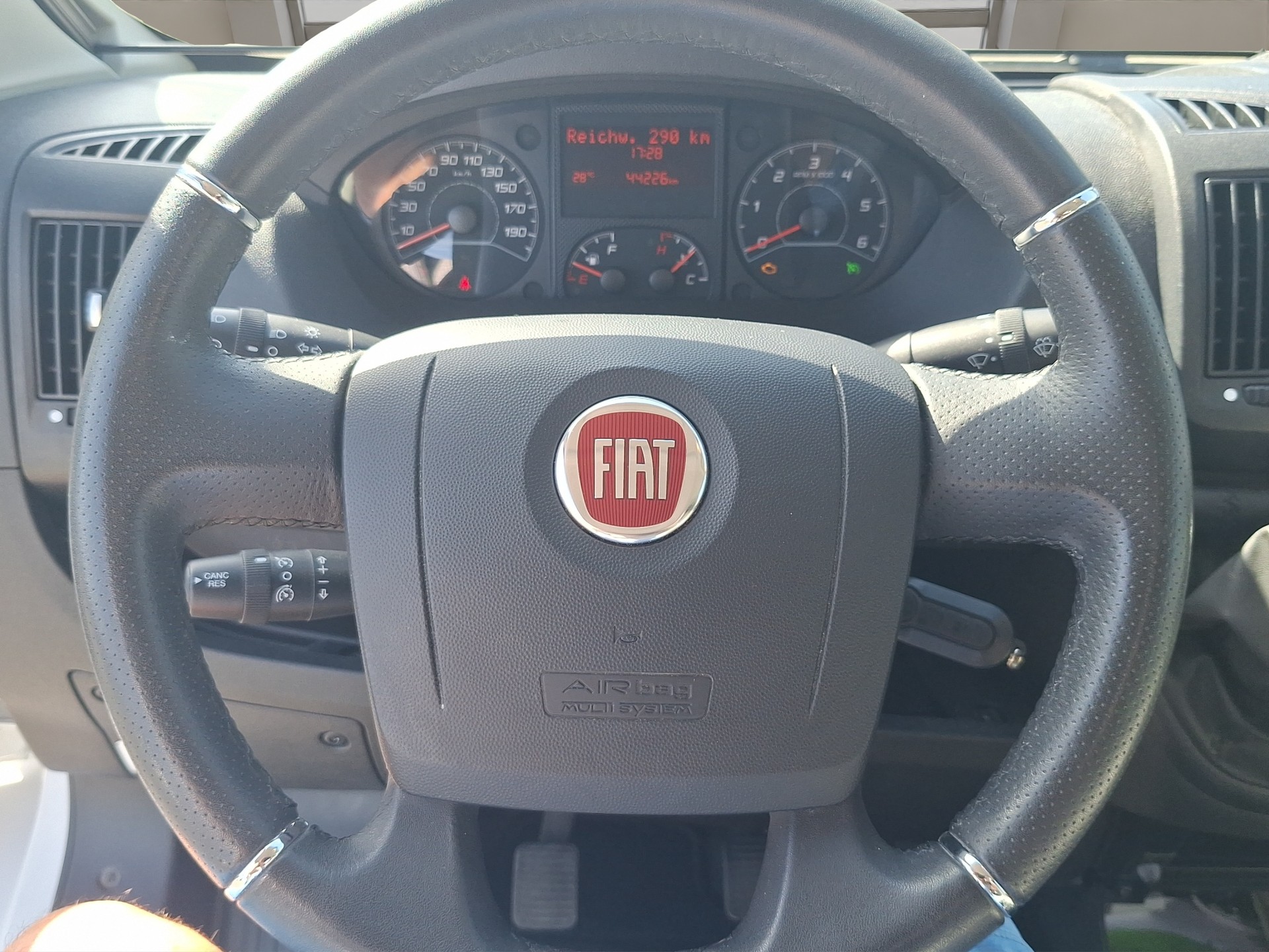 HYMER Free 600-image-11