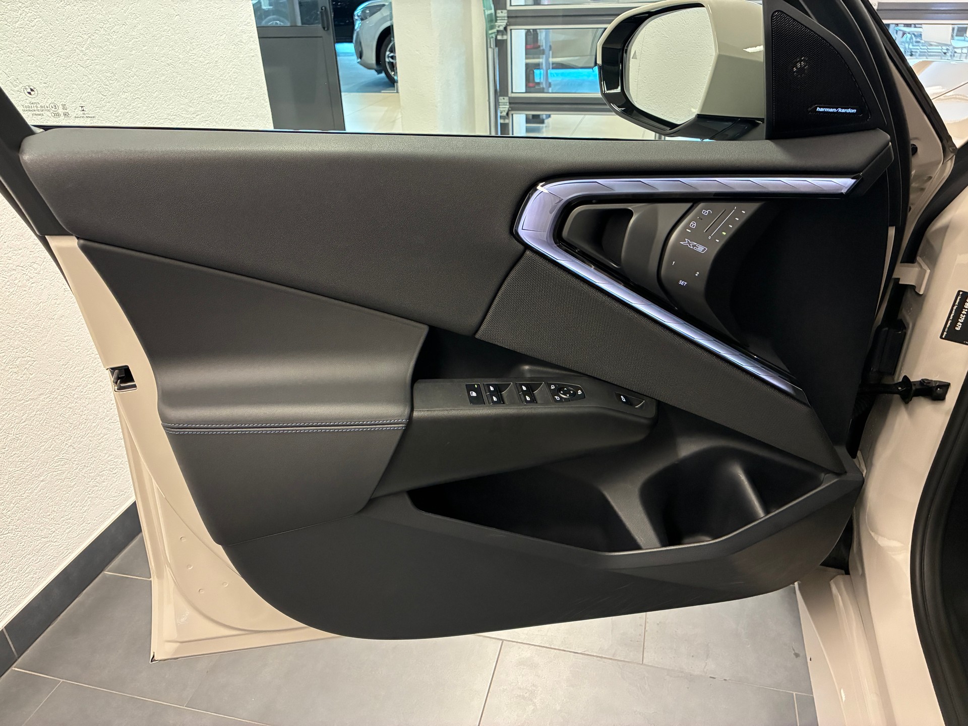 BMW X3 20d xDrive-image-15
