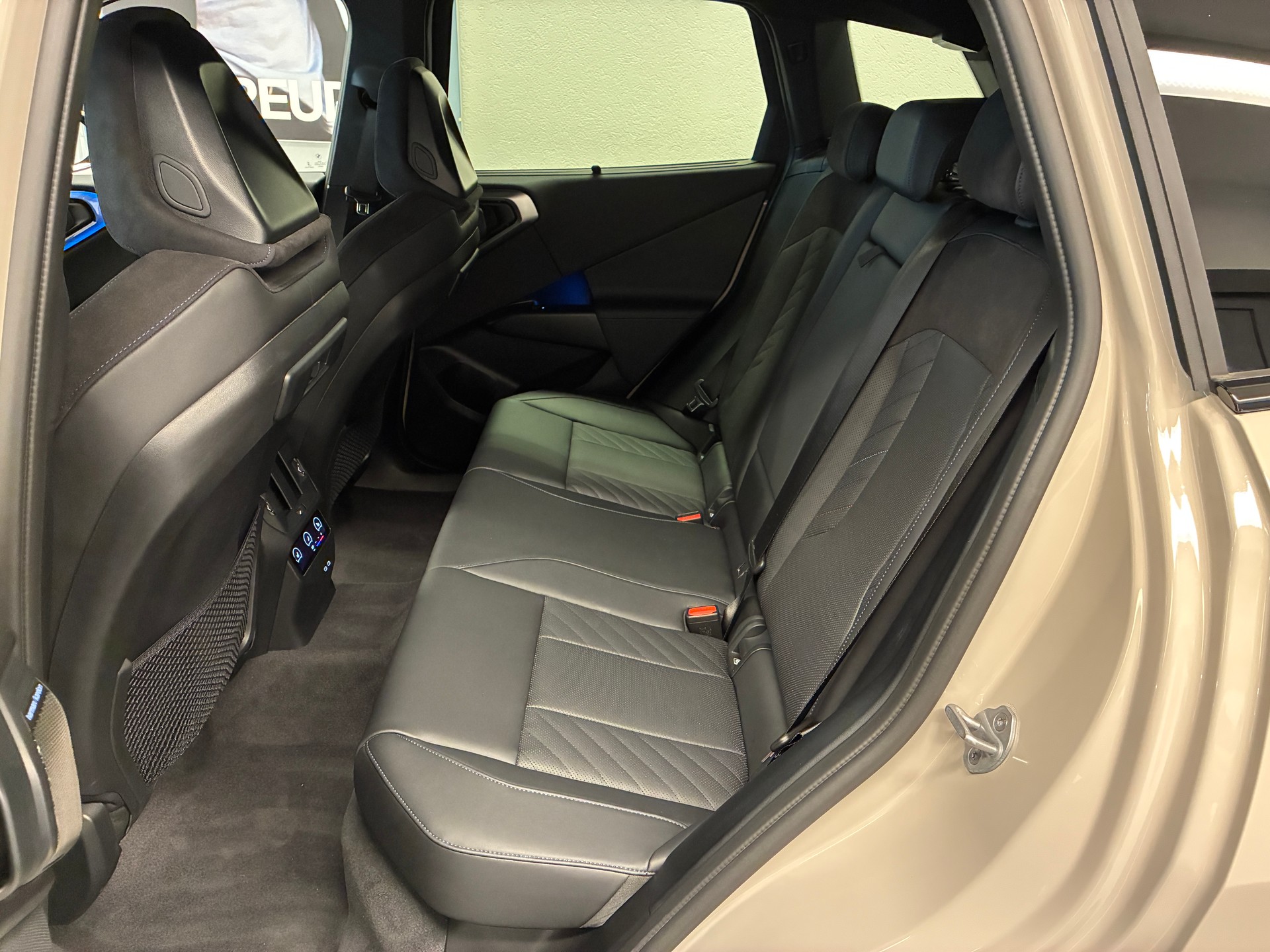 BMW X3 20d xDrive-image-18