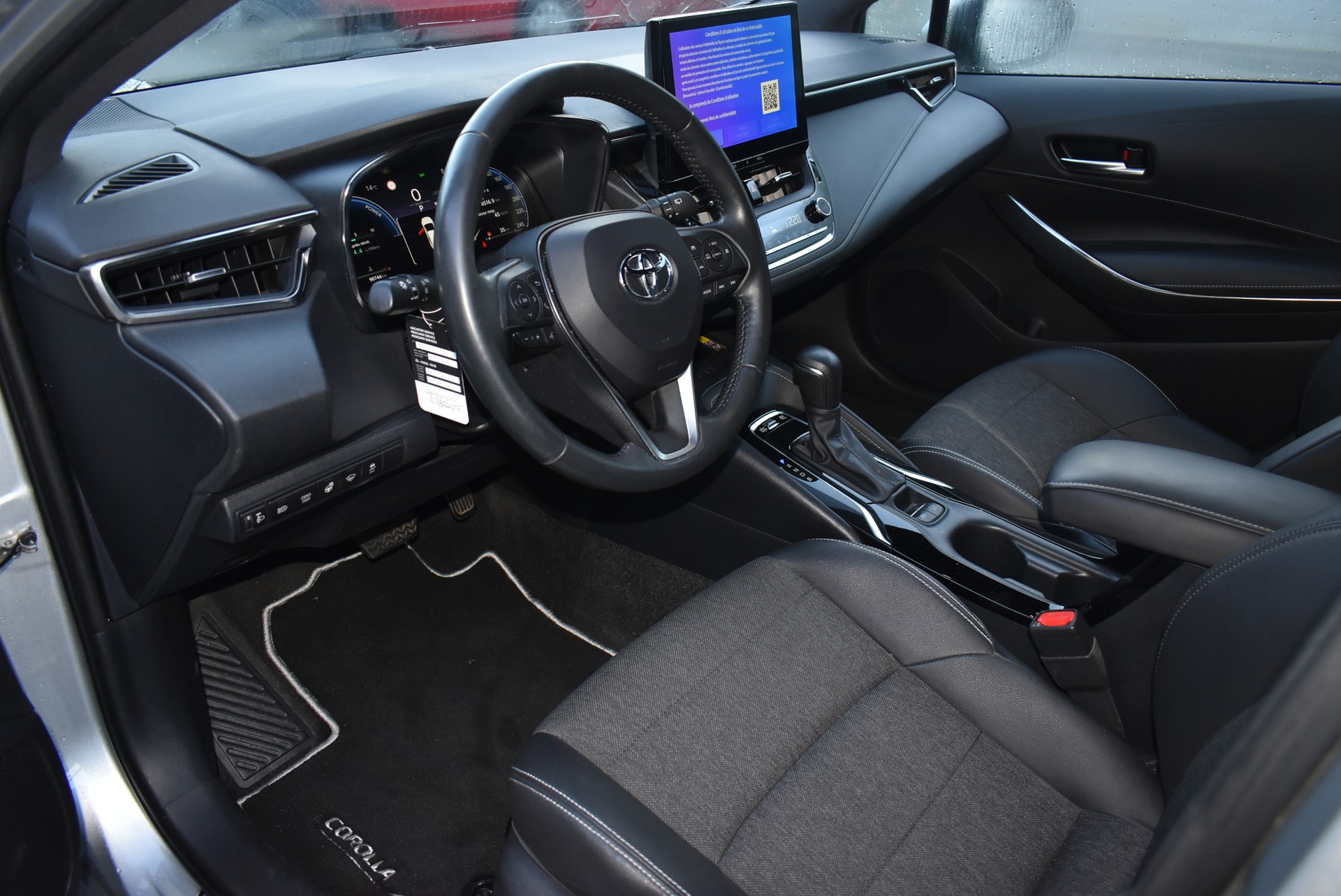 TOYOTA Corolla Touring Sports 1.8 HSD Comfort e-CVT-image-12