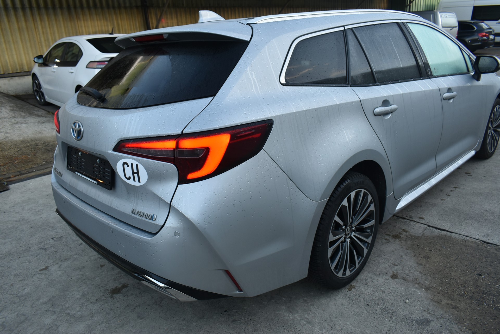 TOYOTA Corolla Touring Sports 1.8 HSD Comfort e-CVT-image-7