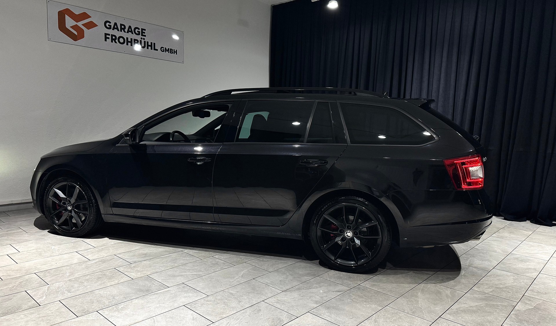 SKODA Octavia 2.0 TDI RS Challenge DSG-image-6