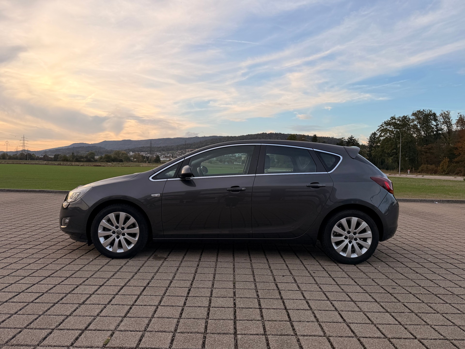 OPEL Astra 1.6i 16V Turbo Sport Automatic-image-15