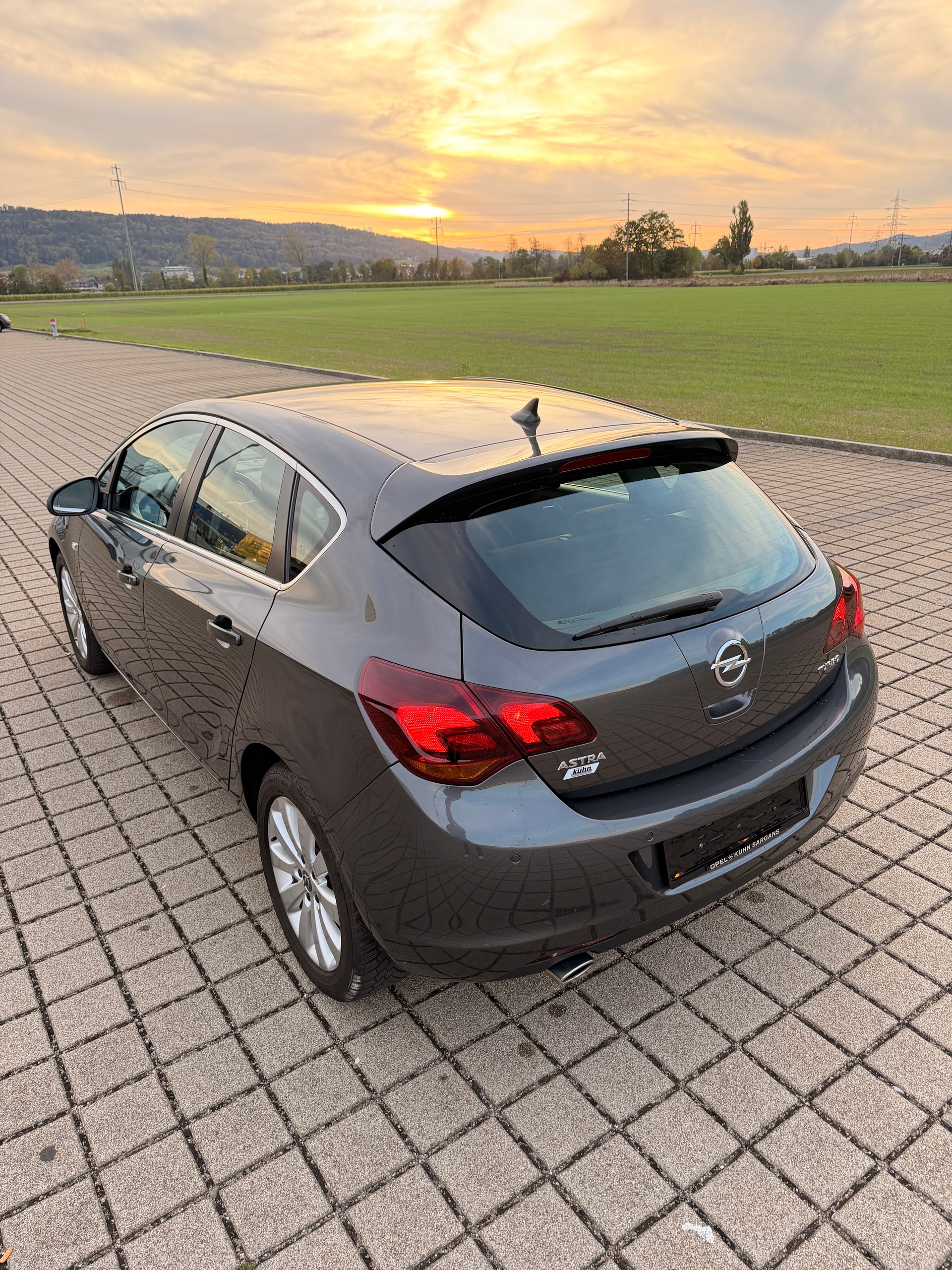 OPEL Astra 1.6i 16V Turbo Sport Automatic-image-13