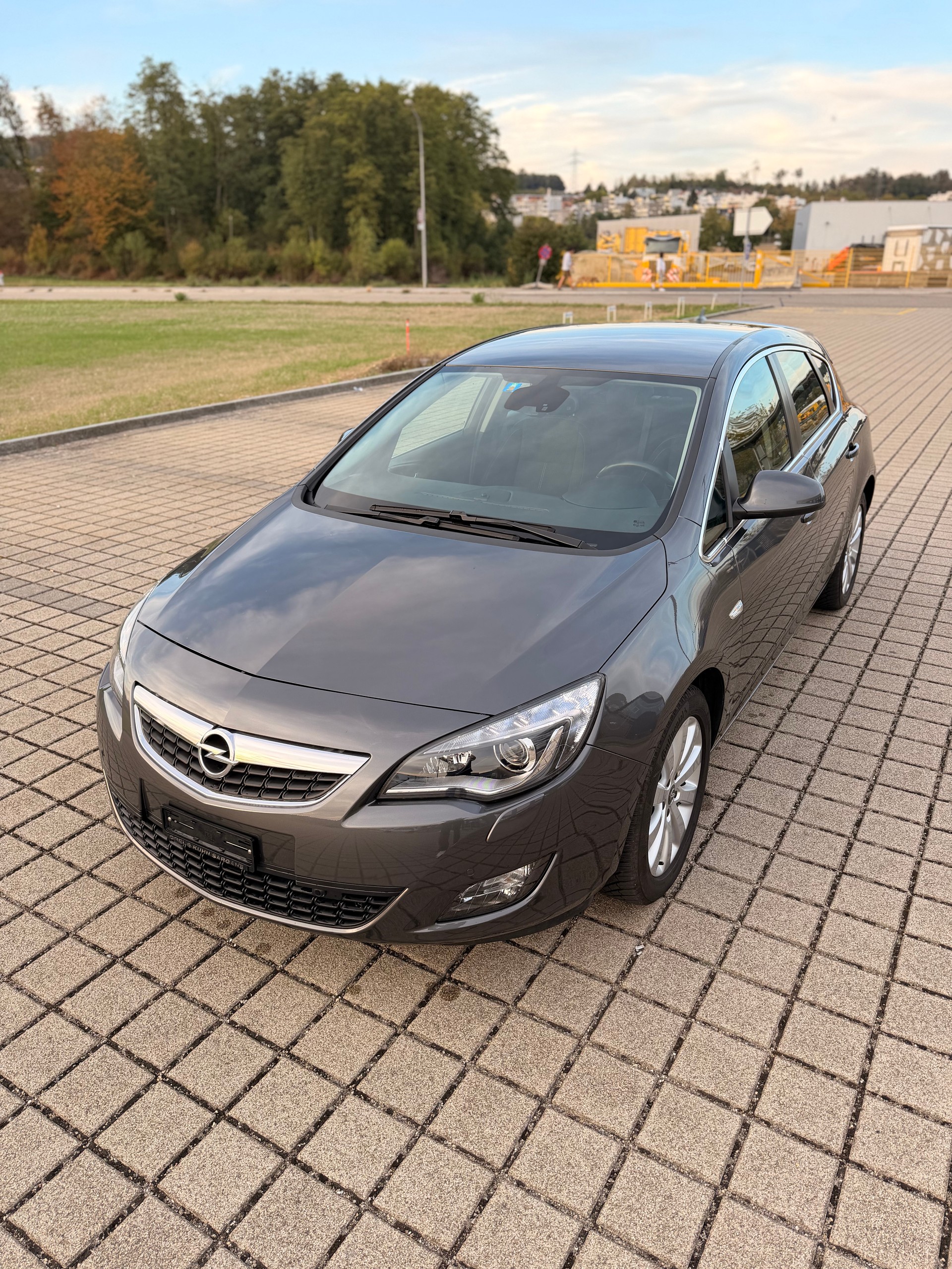 OPEL Astra 1.6i 16V Turbo Sport Automatic-image-1