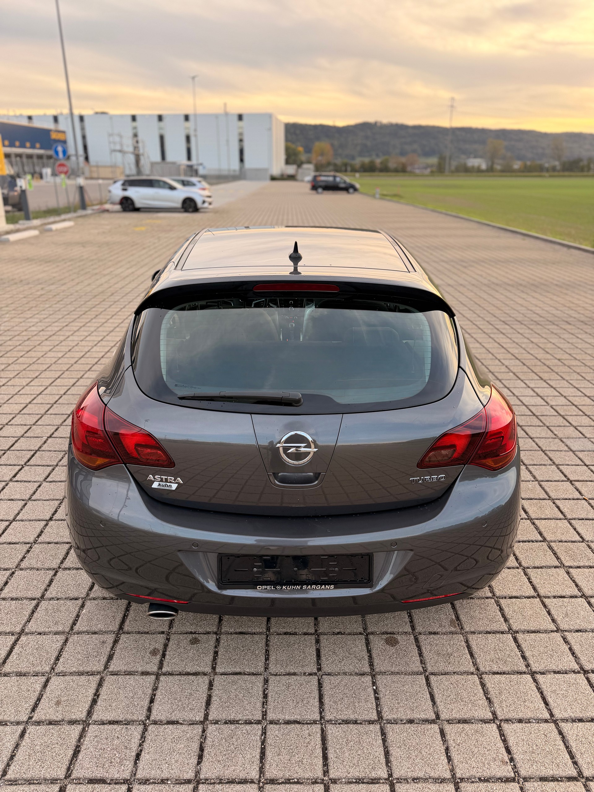 OPEL Astra 1.6i 16V Turbo Sport Automatic-image-11