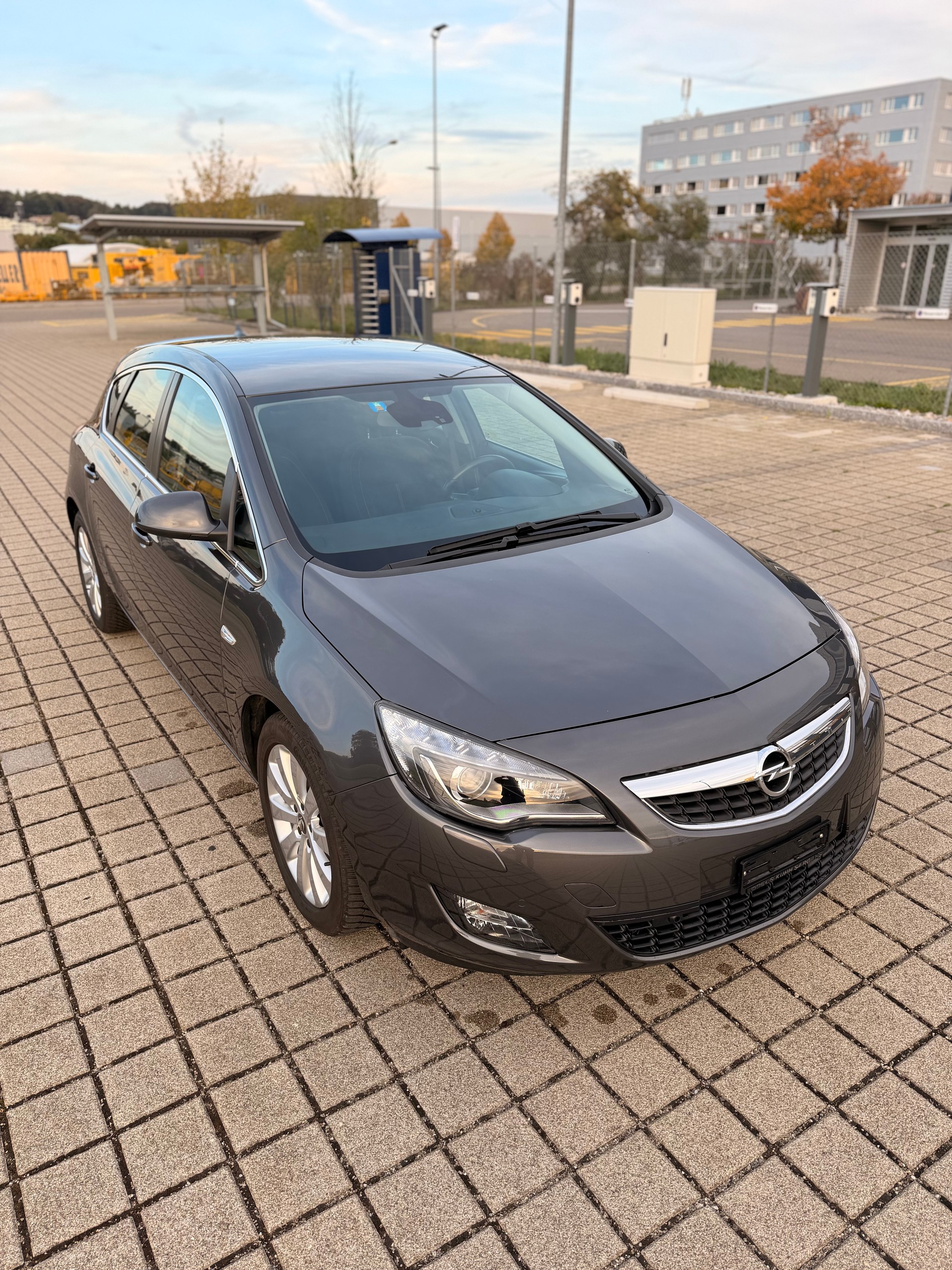 OPEL Astra 1.6i 16V Turbo Sport Automatic-image-5