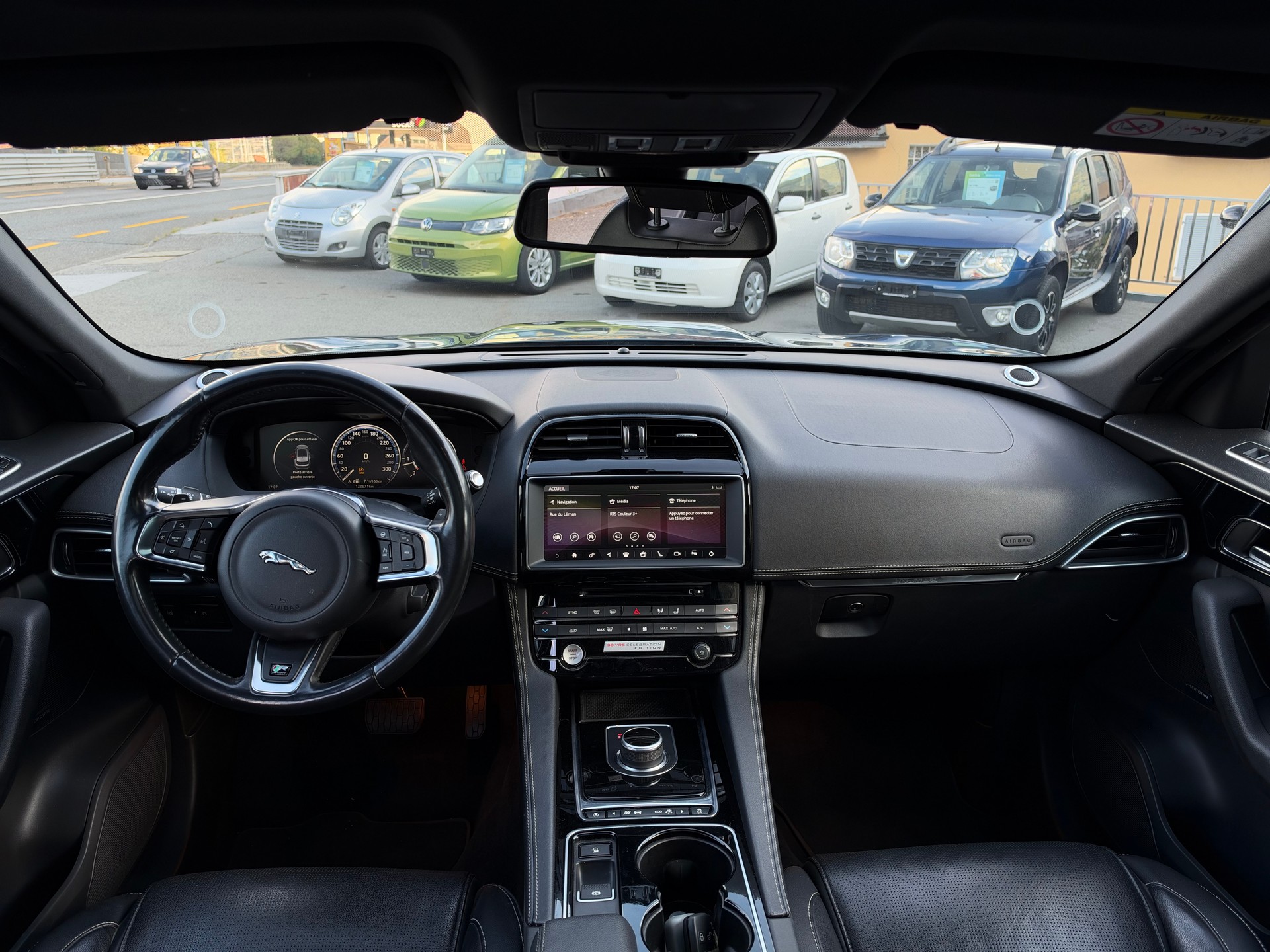 JAGUAR F-Pace 3.0 TD R-Sport AWD Automatik-image-9
