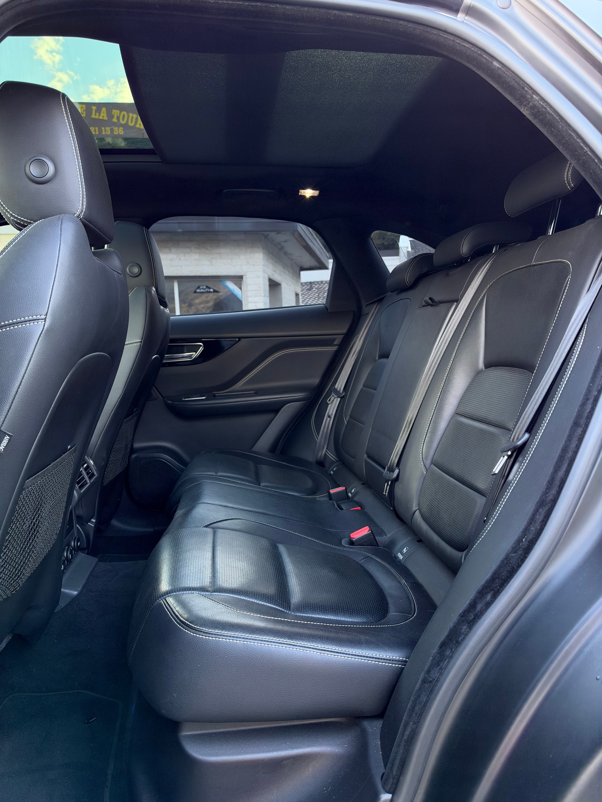 JAGUAR F-Pace 3.0 TD R-Sport AWD Automatik-image-13