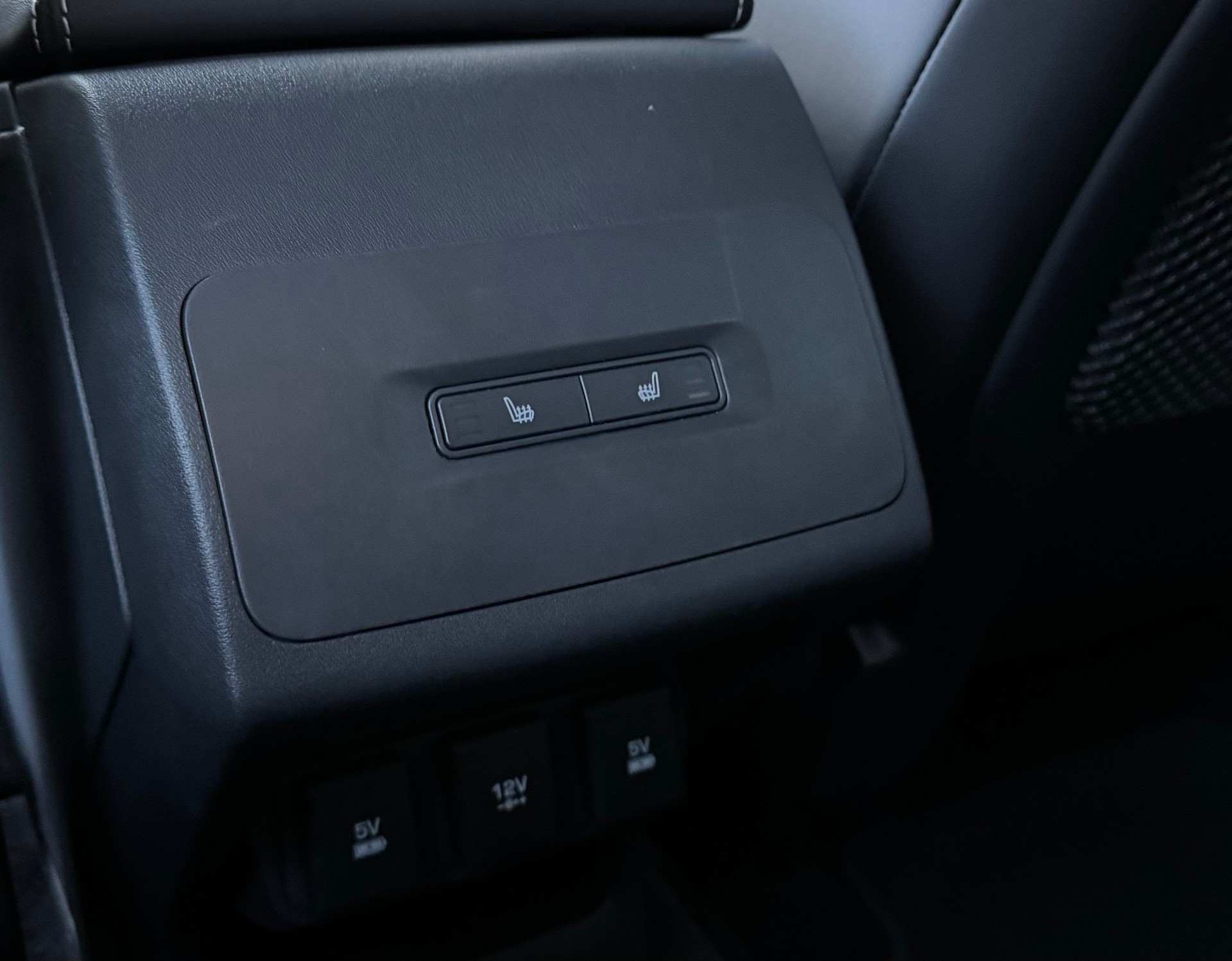 JAGUAR I-Pace EV400 90kW/h R-Dynamic HSE-image-10