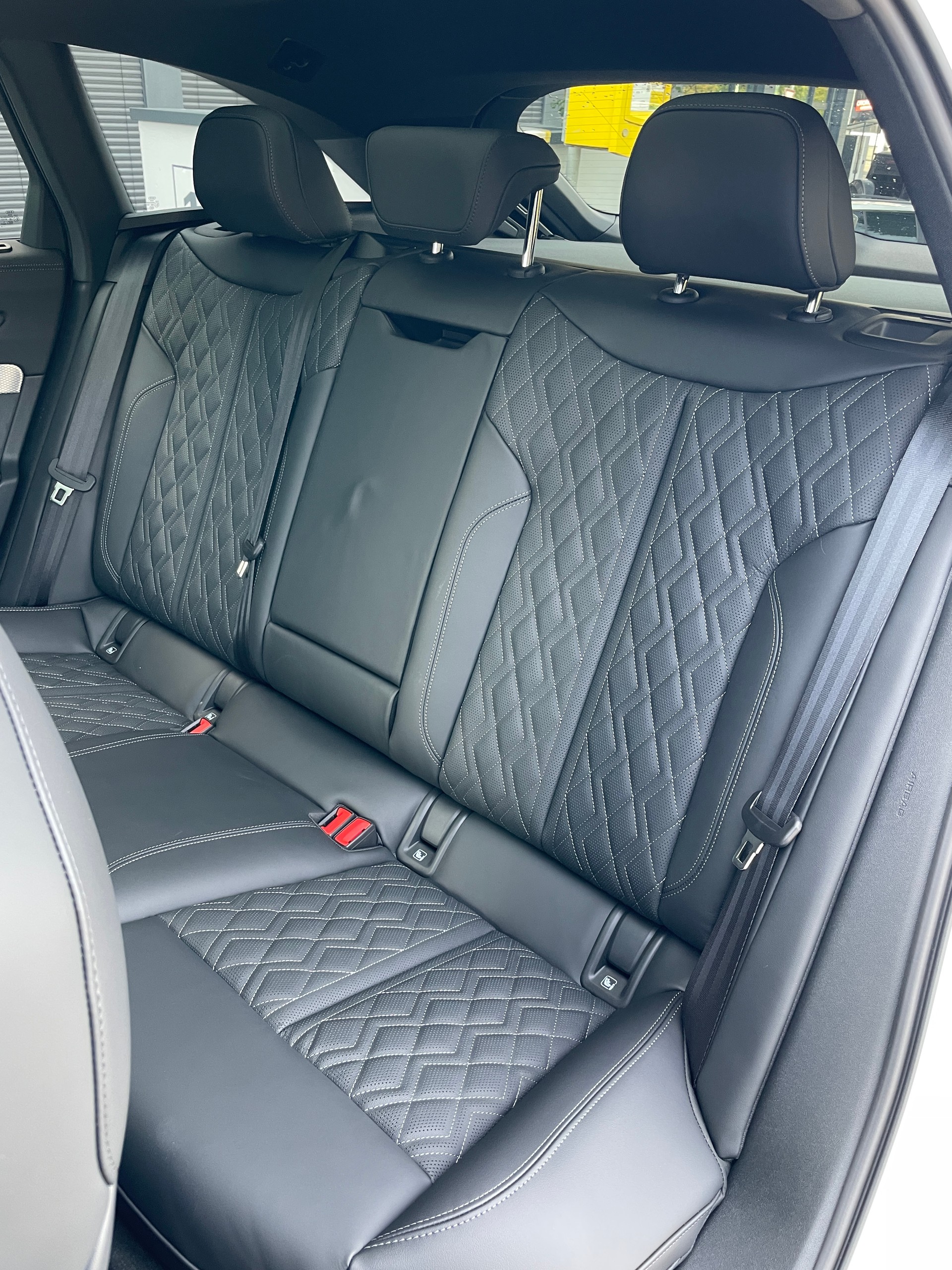 AUDI A6 allroad TDI quattro 220 kW S tronic, MODELL 2027, Standh. AHK, Allradlenkung, Techpaket Pro, usw-image-17