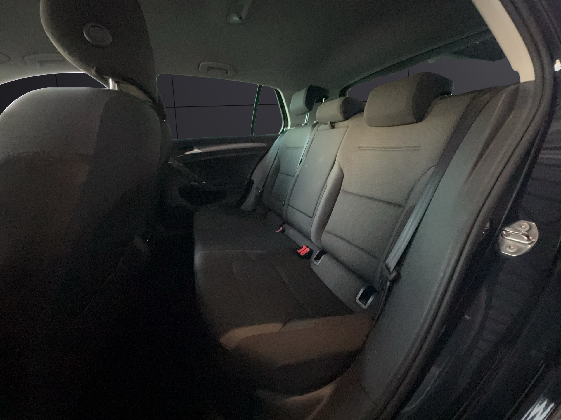 VW e-Golf-image-12