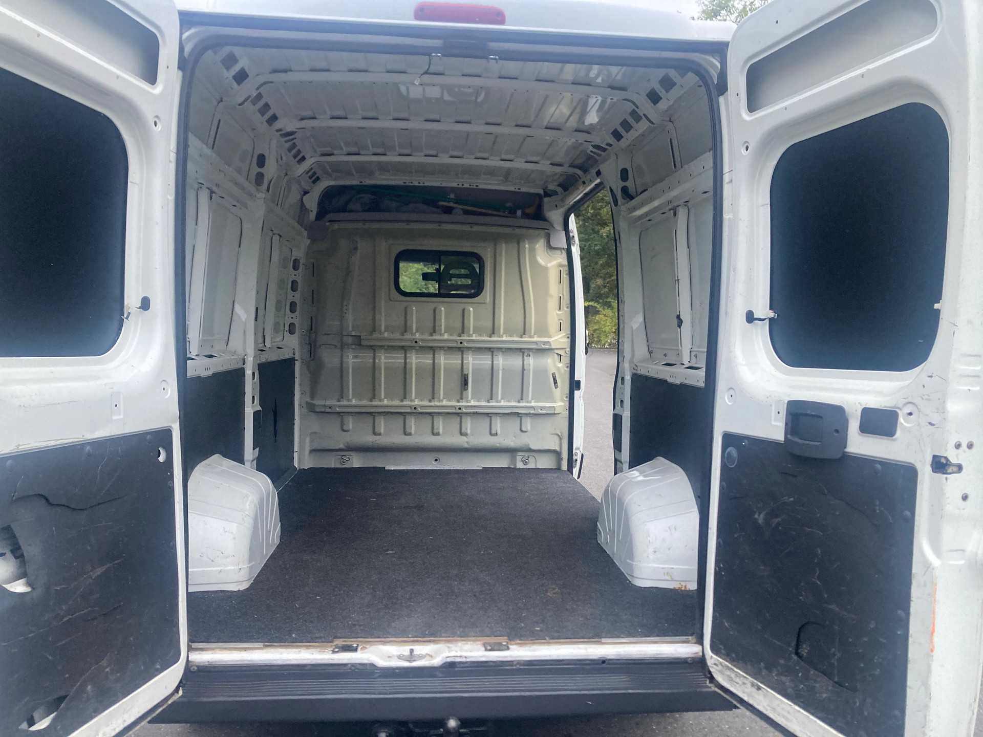 PEUGEOT Boxer 2.2 HDI 333 L2H2-image-6
