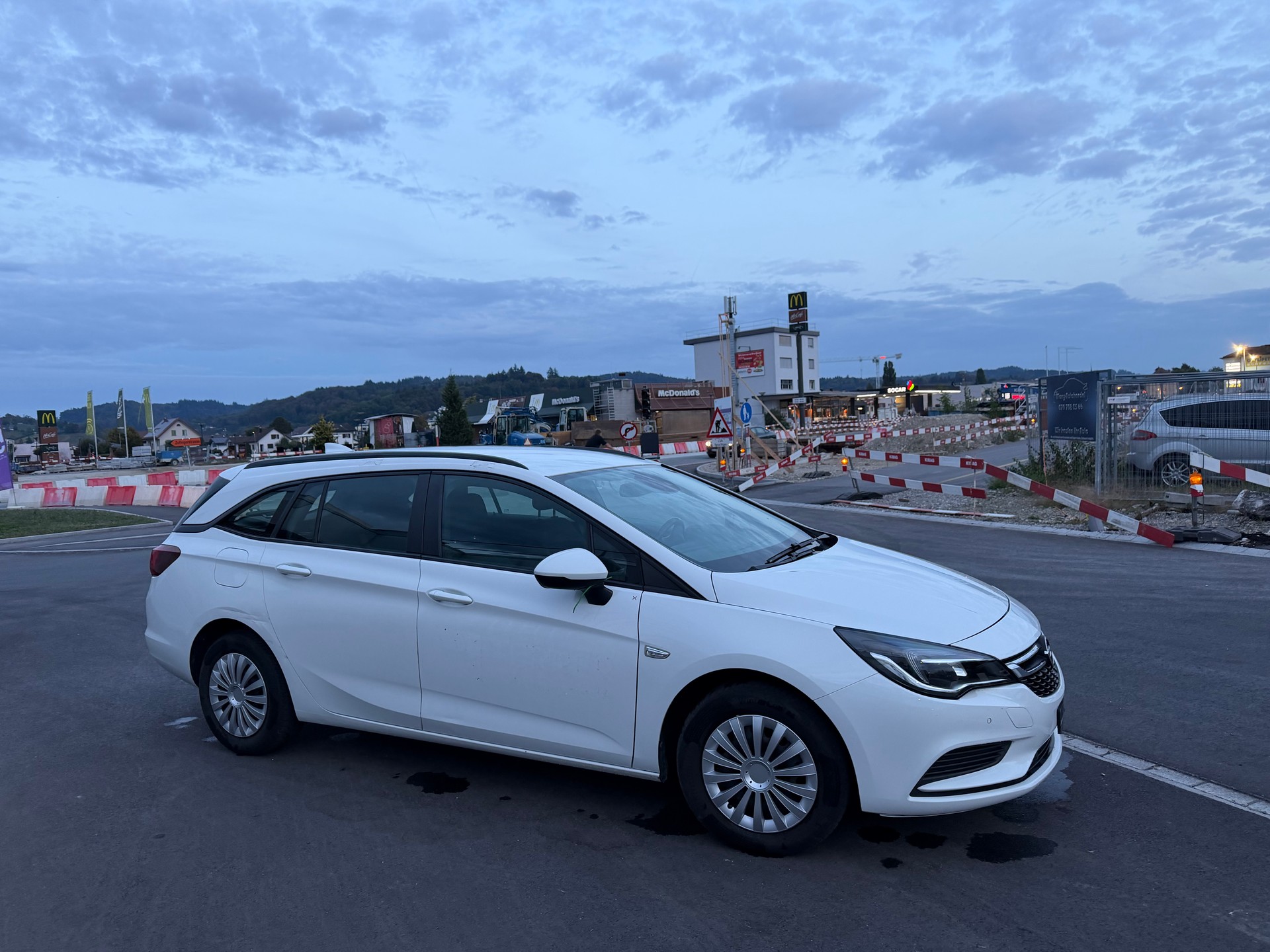 OPEL Astra Sports Tourer 1.6 CDTi ecoF Enjoy-image-3
