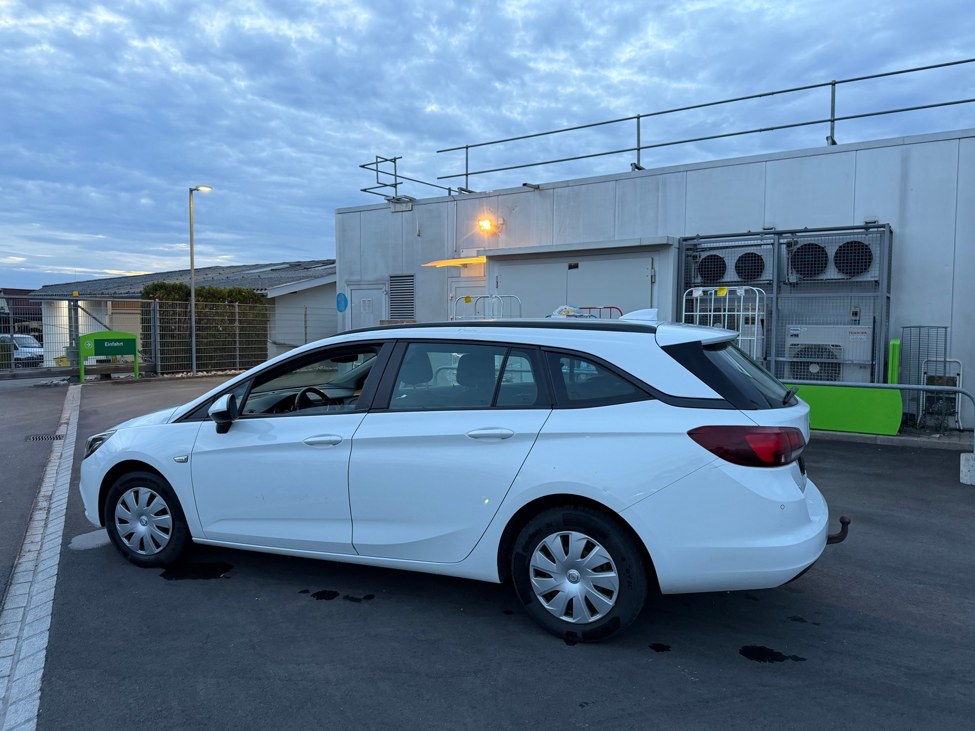 OPEL Astra Sports Tourer 1.6 CDTi ecoF Enjoy-image-7