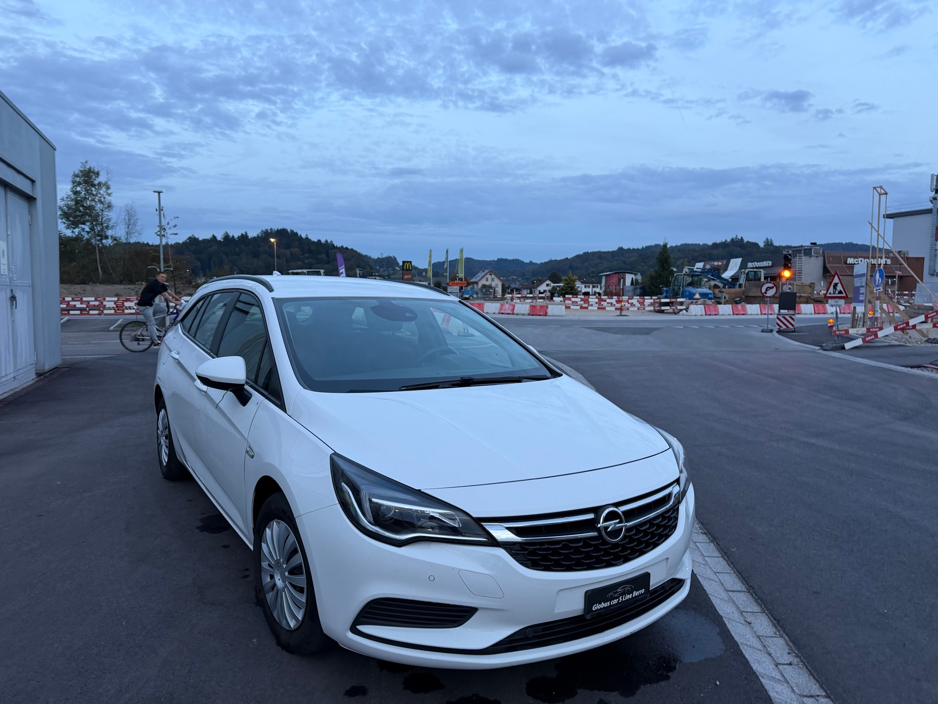 OPEL Astra Sports Tourer 1.6 CDTi ecoF Enjoy-image-1